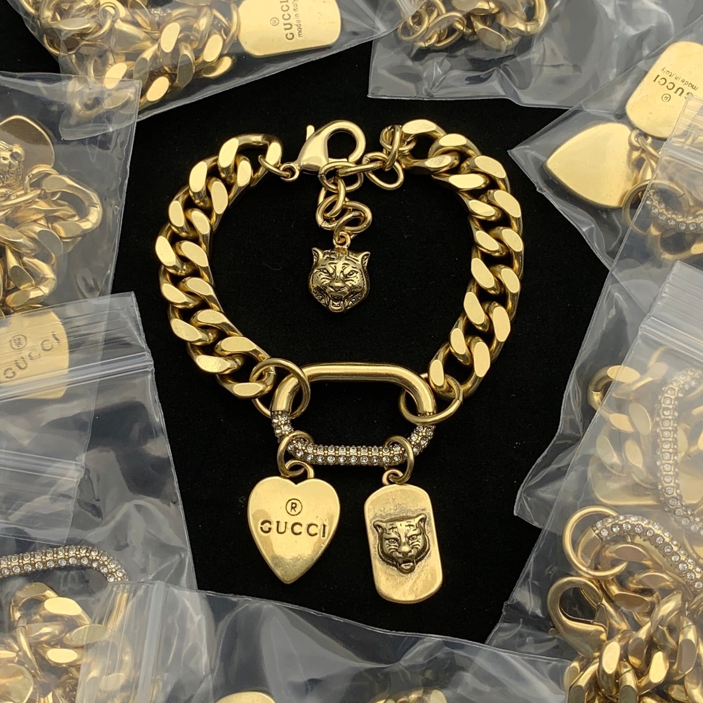 LuxluxHouse Low Price And High Quality Accessories Gucci
