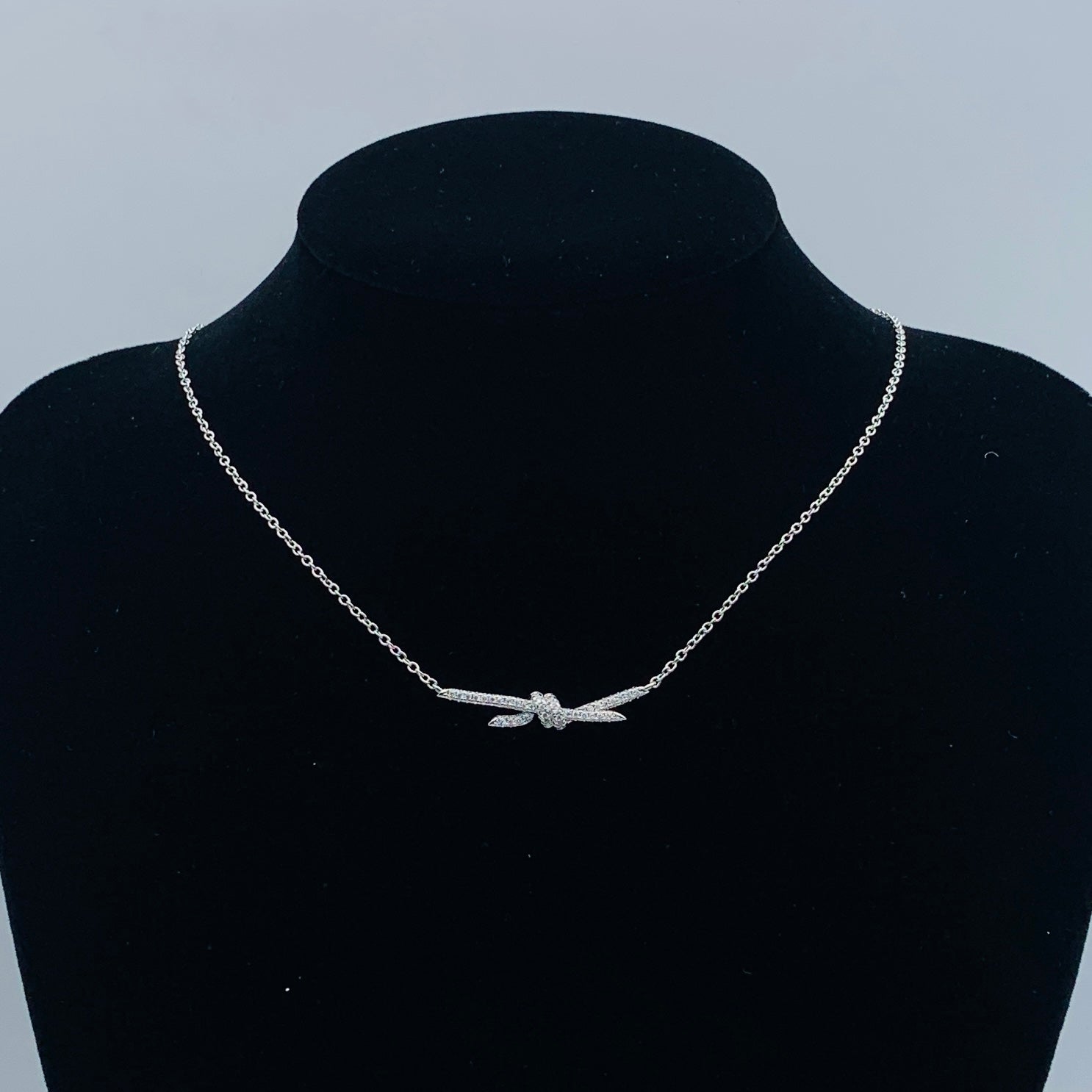 LuxluxHouse Low Price And High Quality Accessories Tiffany