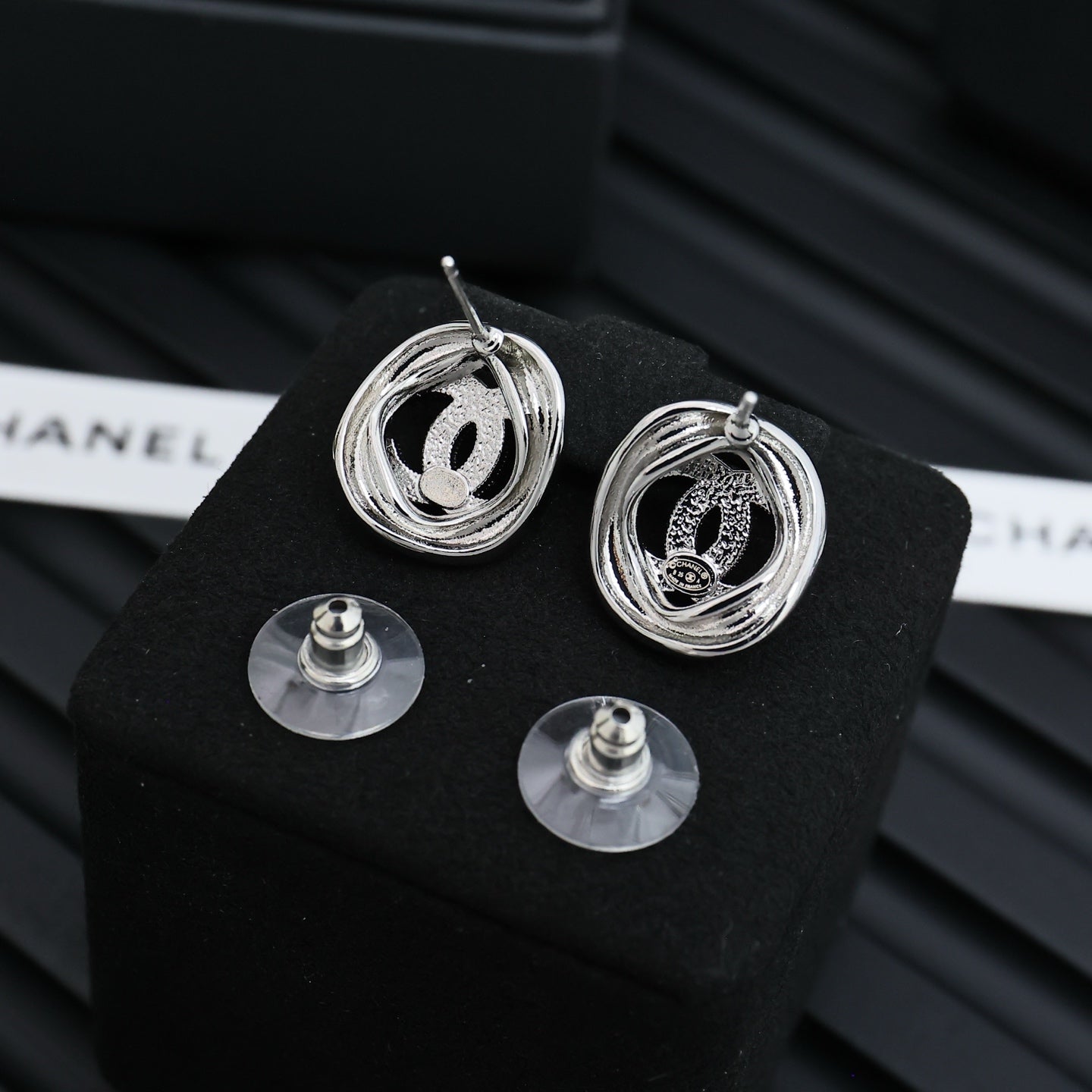 LuxluxHouse Best Quality Accessories Chanel Earrings