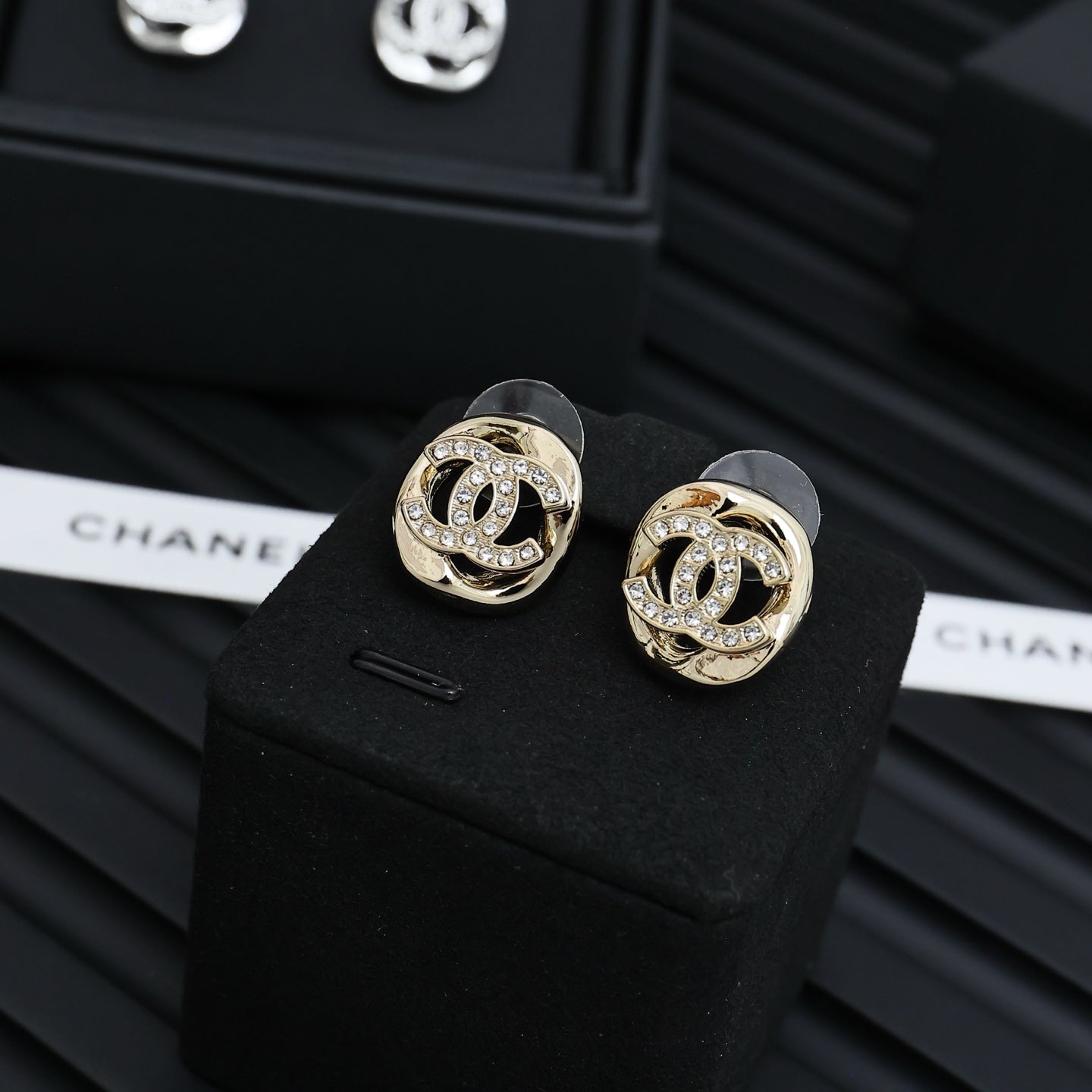 LuxluxHouse Best Quality Accessories Chanel Earrings