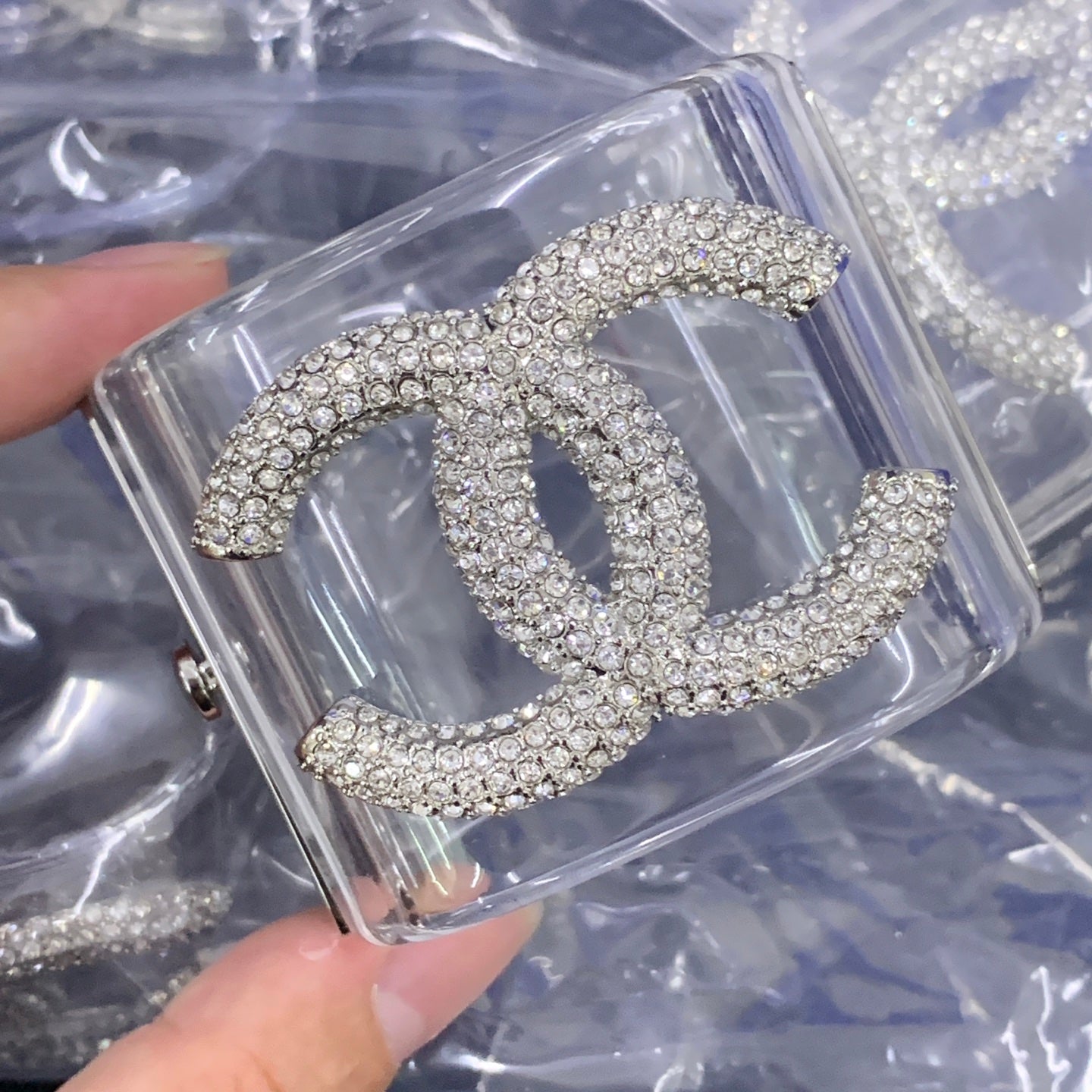 LuxluxHouse Low Price And High Quality Accessories Chanel