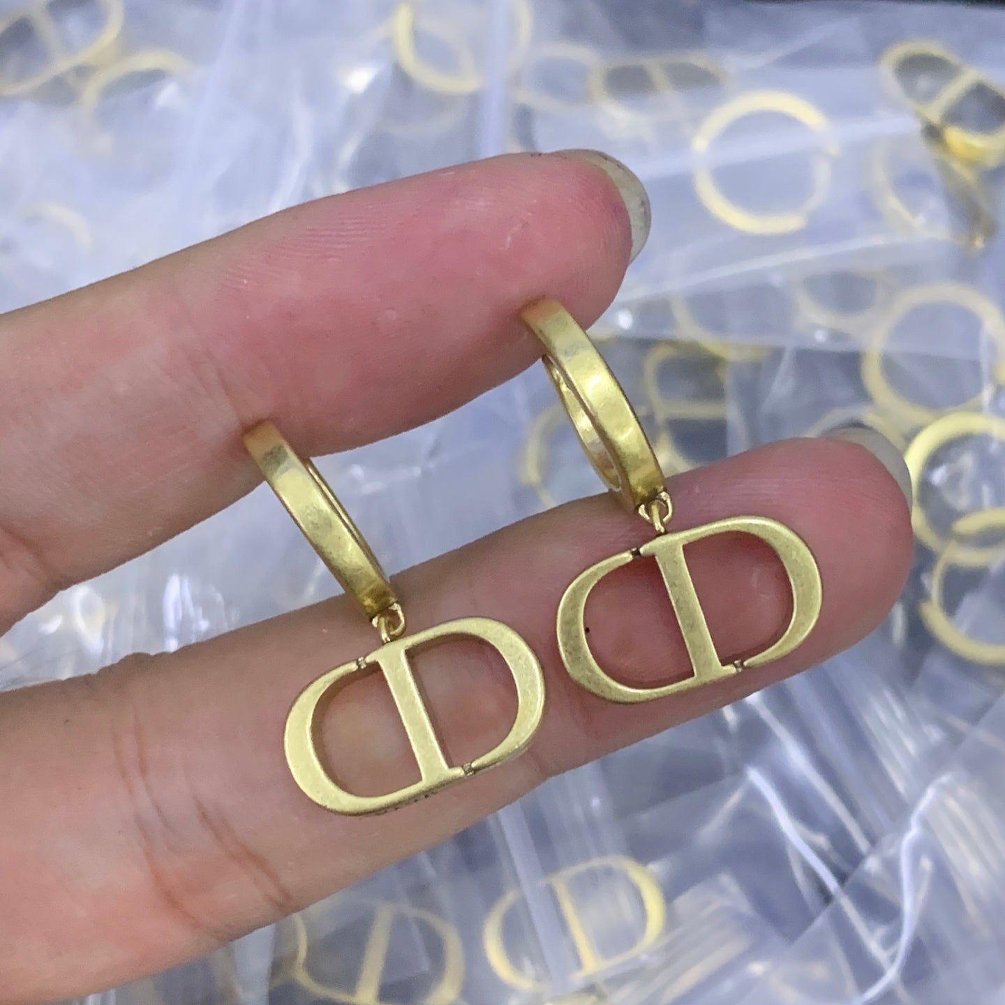 LuxluxHouse Low Price And High Quality Accessories Dior
