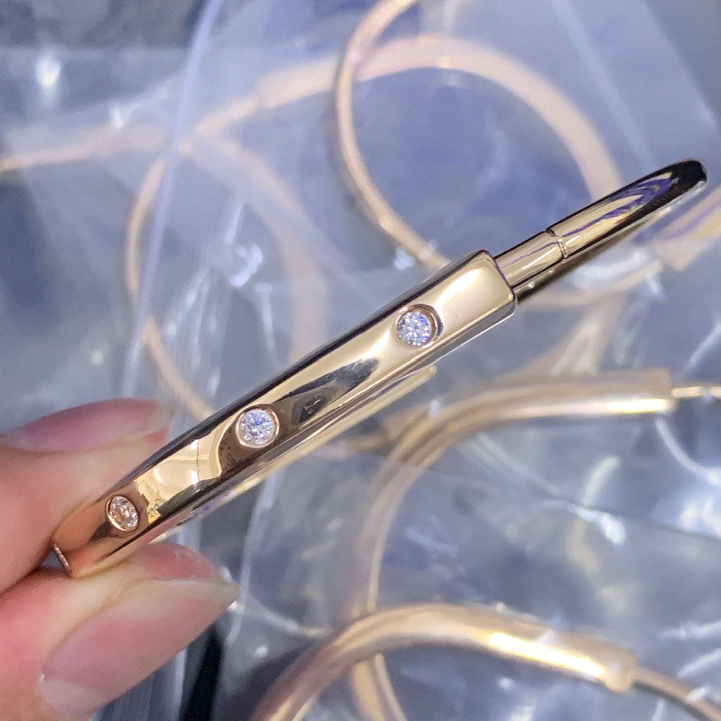 LuxluxHouse Low Price And High Quality Accessories Tiffany
