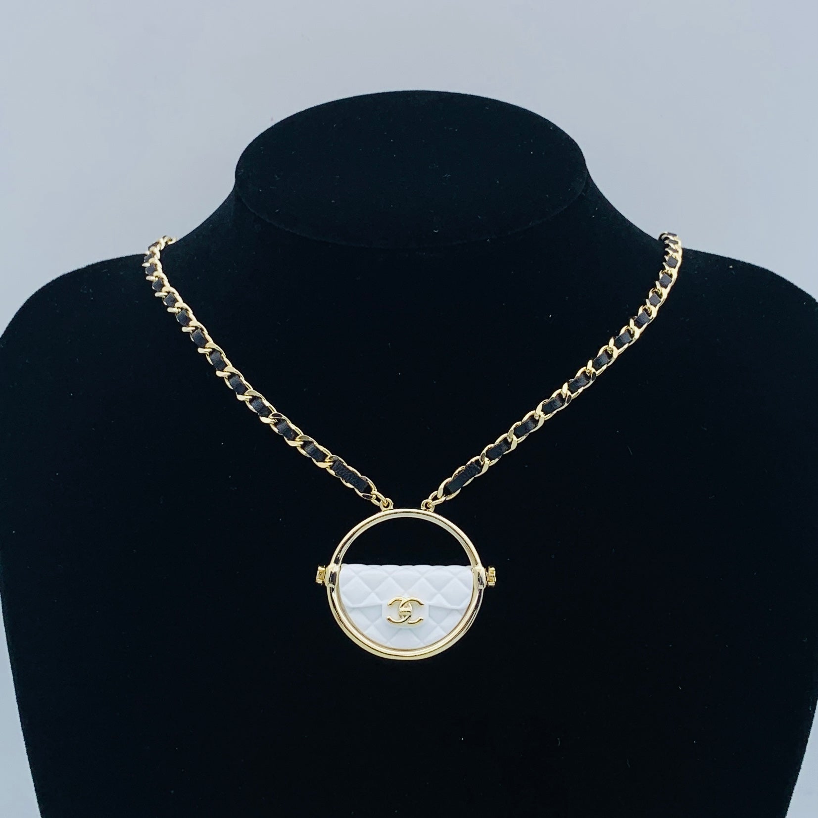 LuxluxHouse Low Price And High Quality Accessories Chanel