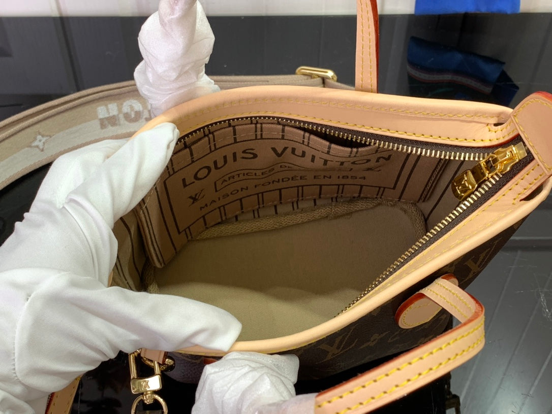 LuxluxHouse Best Quality Bags Louis Vuitton Women Men