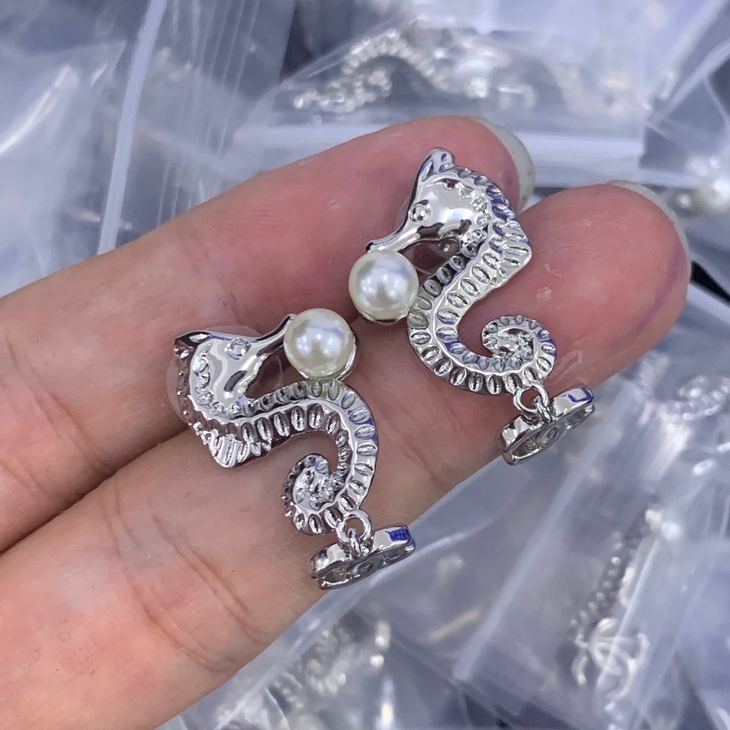 LuxluxHouse Low Price And High Quality Accessories Chanel