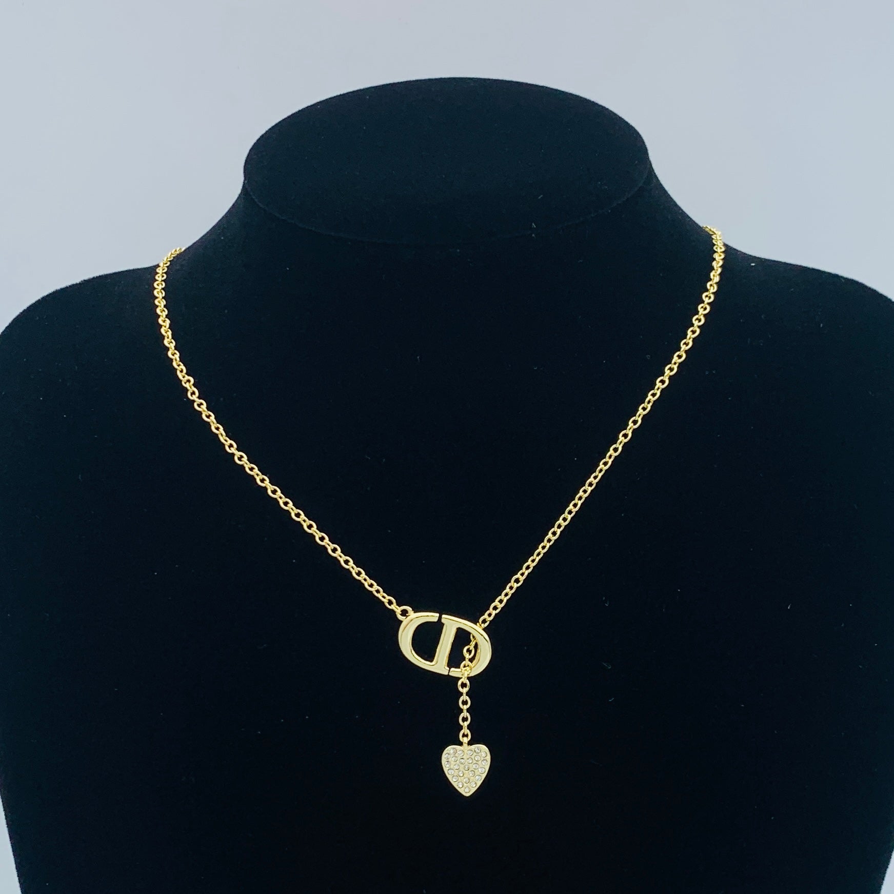 LuxluxHouse Low Price And High Quality Accessories Dior