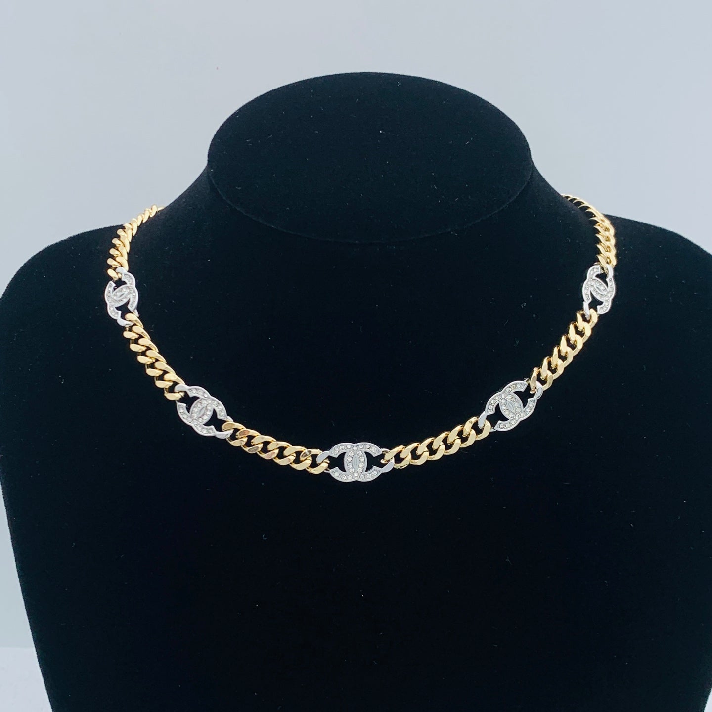 LuxluxHouse Low Price And High Quality Accessories Chanel