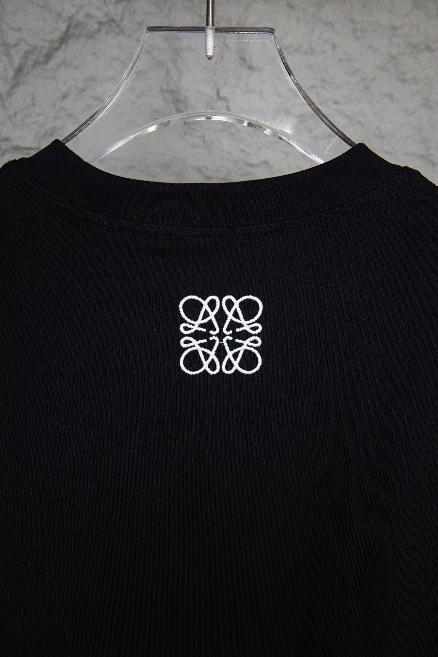 LuxluxHouse Best Quality Clothes T-shirt Loewe