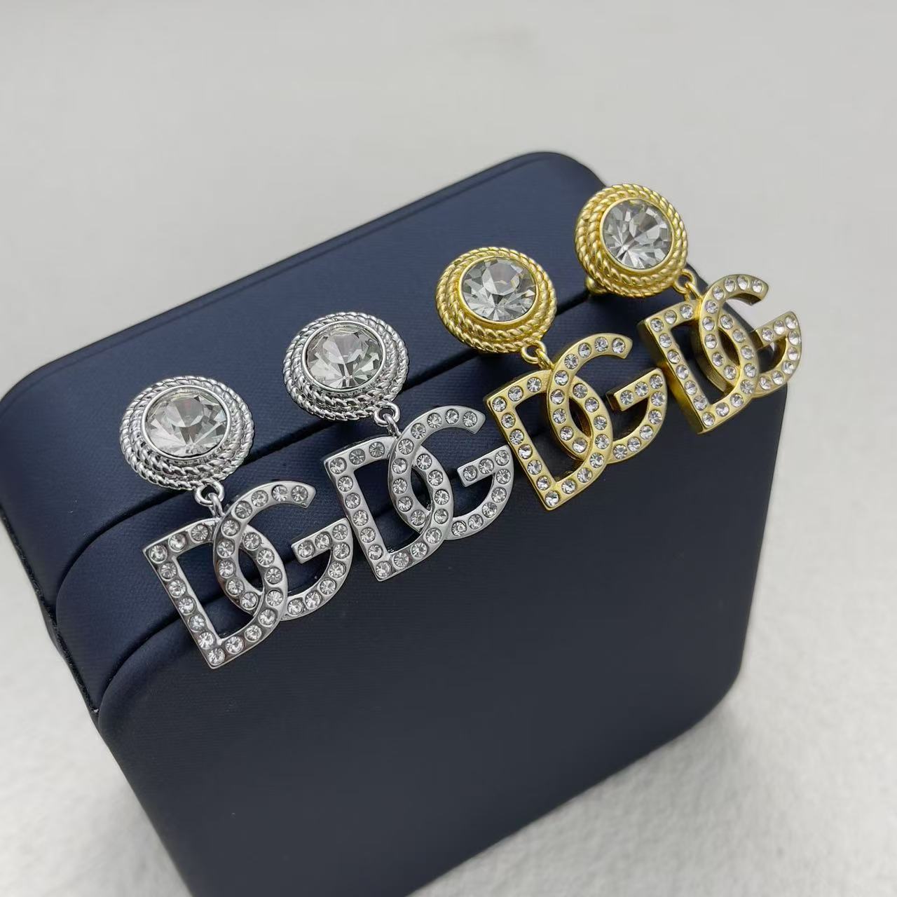 LuxluxHouse Low Price And High Quality Accessories Dolce & Gabbana