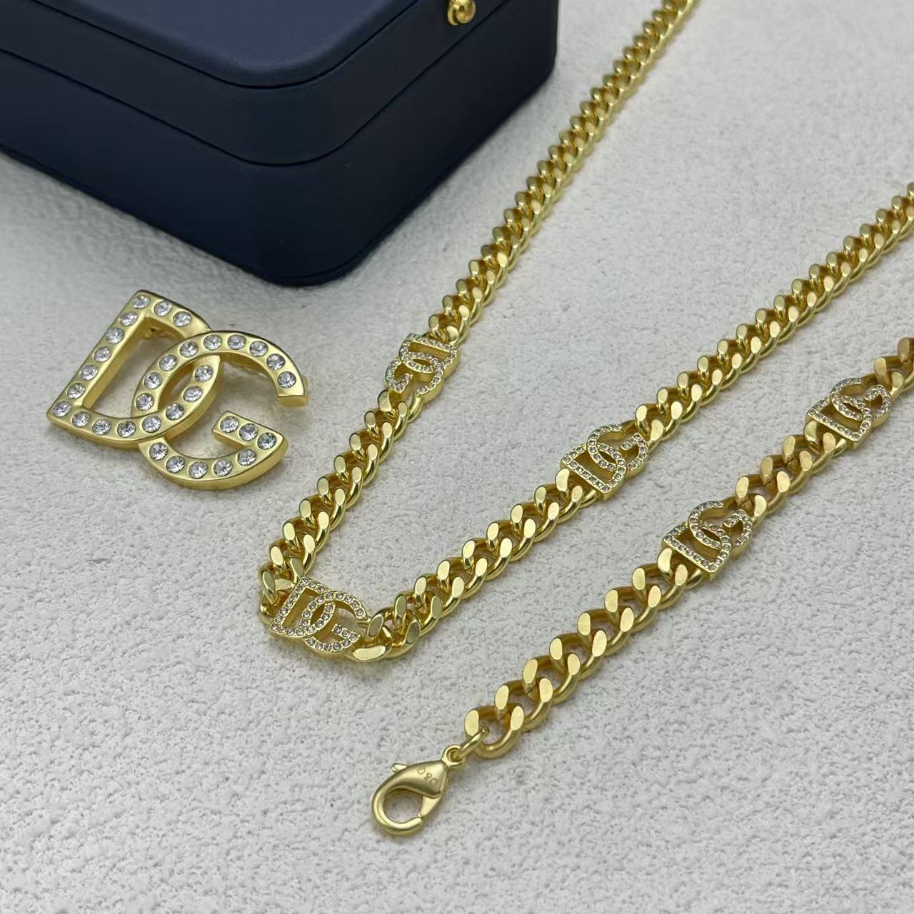 LuxluxHouse Low Price And High Quality Accessories Dolce & Gabbana