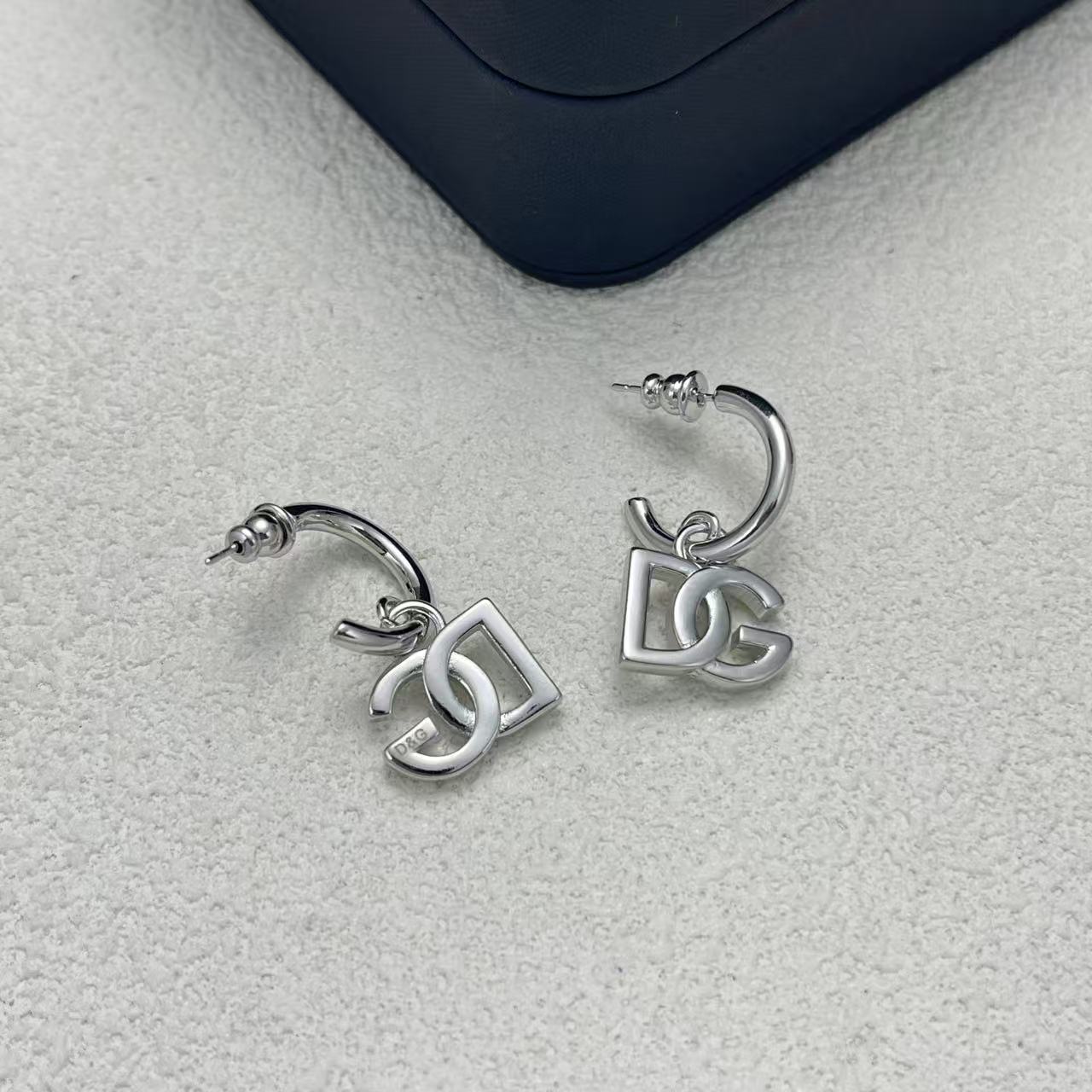 LuxluxHouse Low Price And High Quality Accessories Dolce & Gabbana