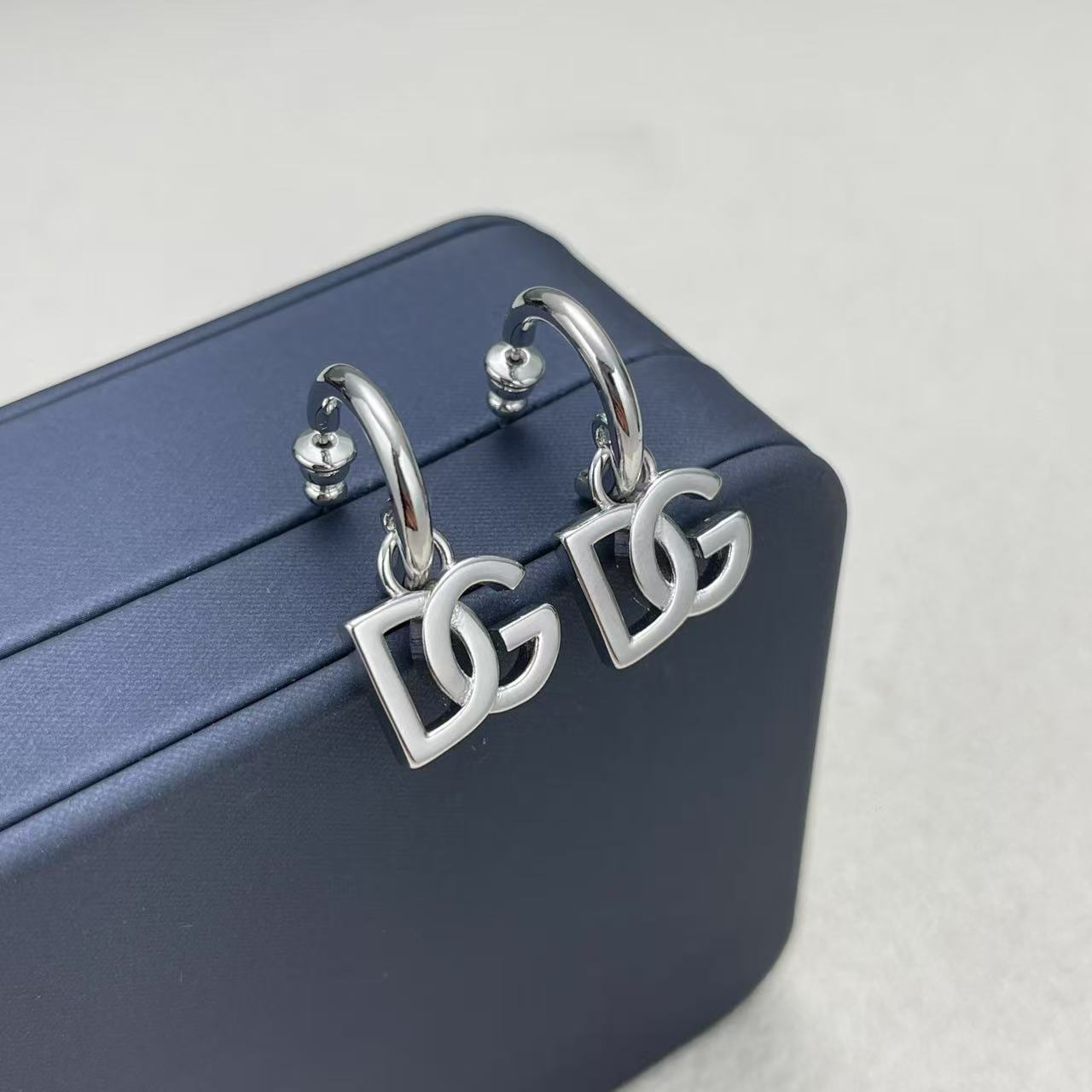 LuxluxHouse Low Price And High Quality Accessories Dolce & Gabbana