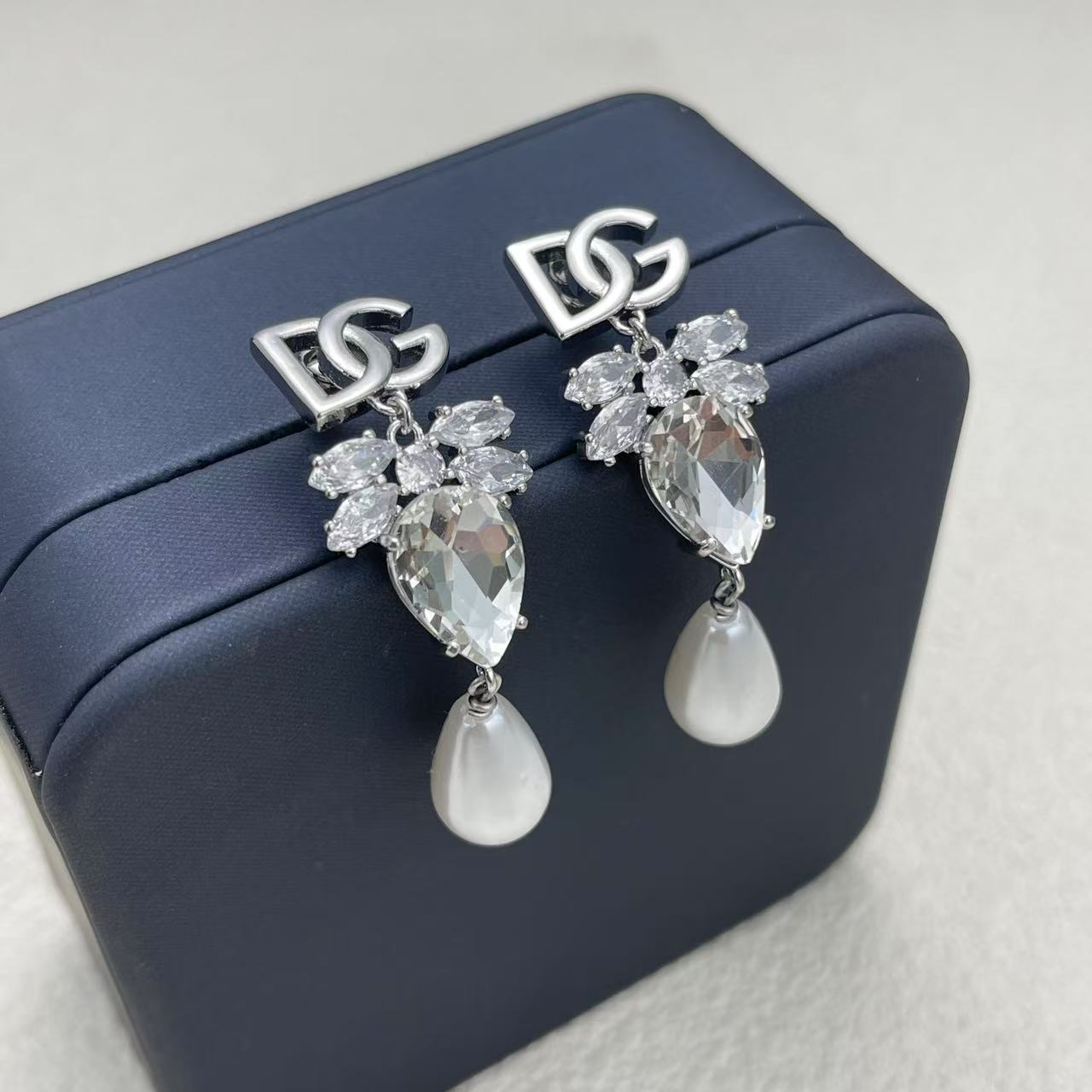 LuxluxHouse Low Price And High Quality Accessories Dolce & Gabbana