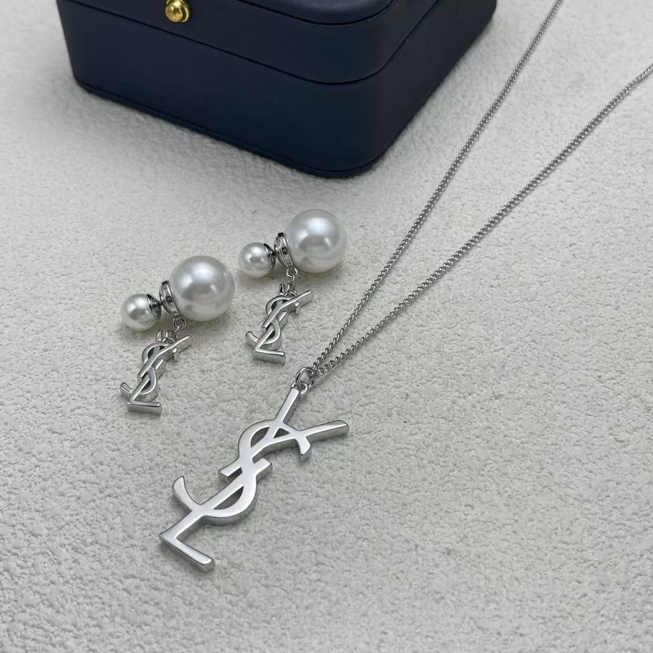 LuxluxHouse Low Price And High Quality Accessories YSL