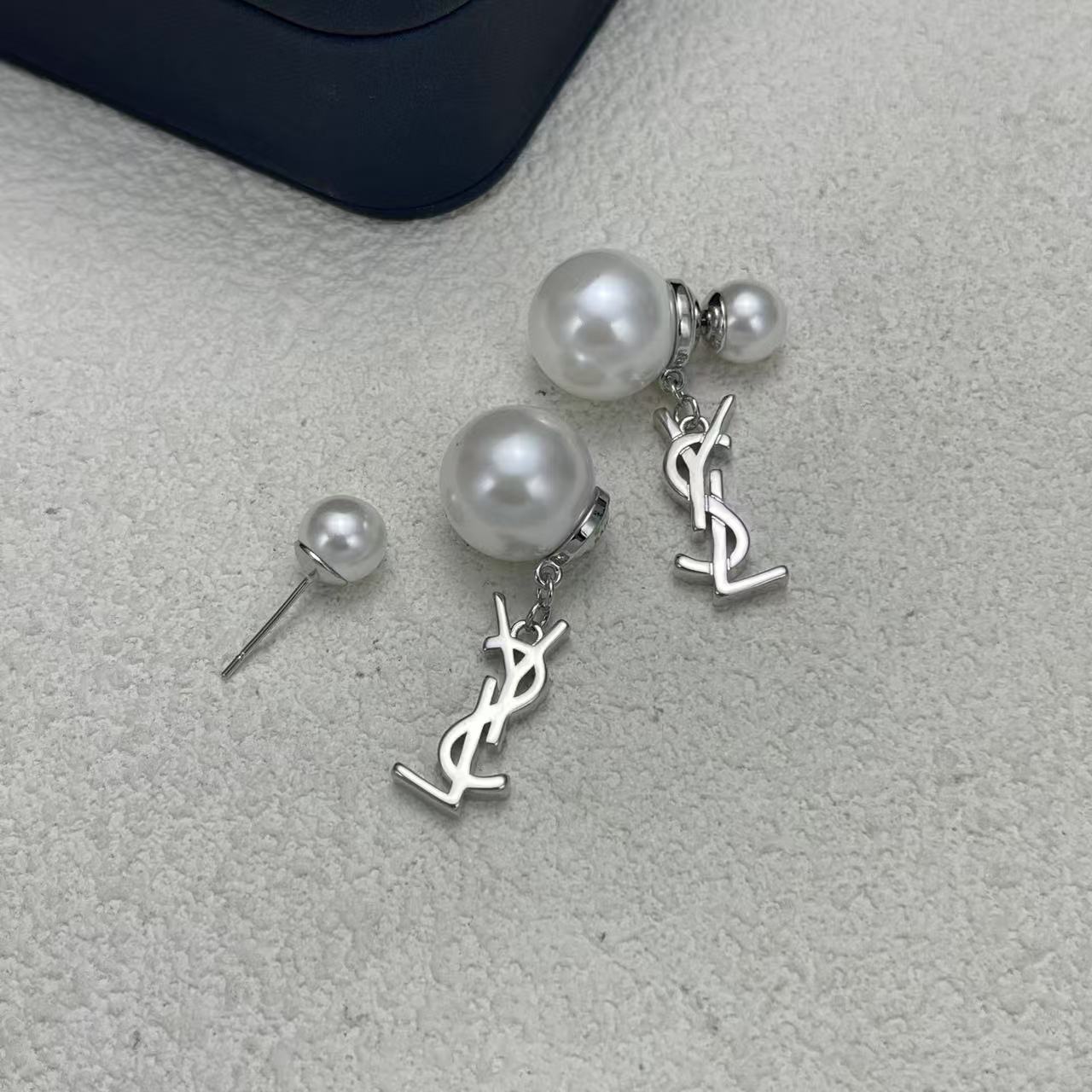 LuxluxHouse Low Price And High Quality Accessories YSL