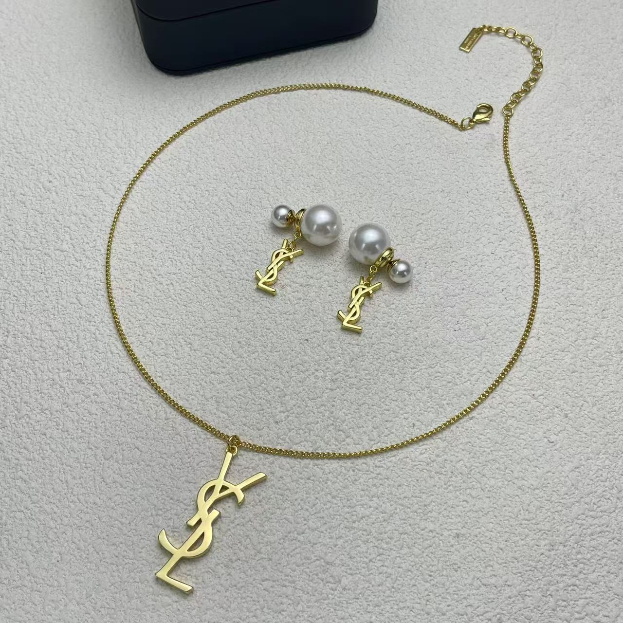 LuxluxHouse Low Price And High Quality Accessories YSL