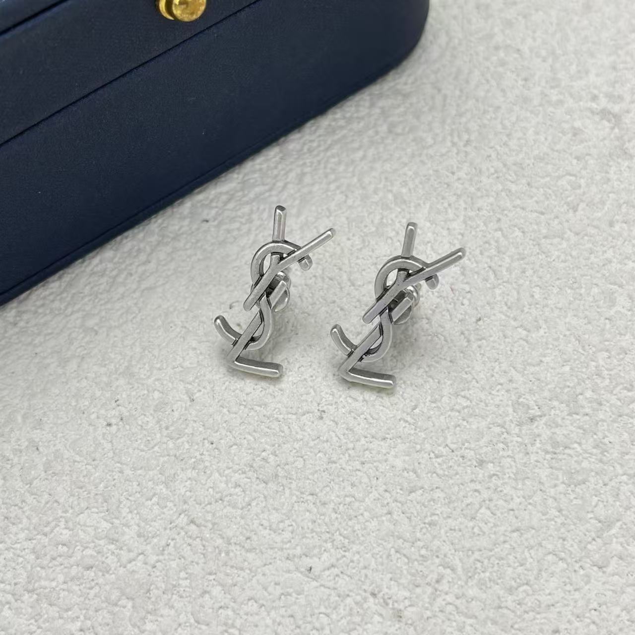 LuxluxHouse Low Price And High Quality Accessories YSL