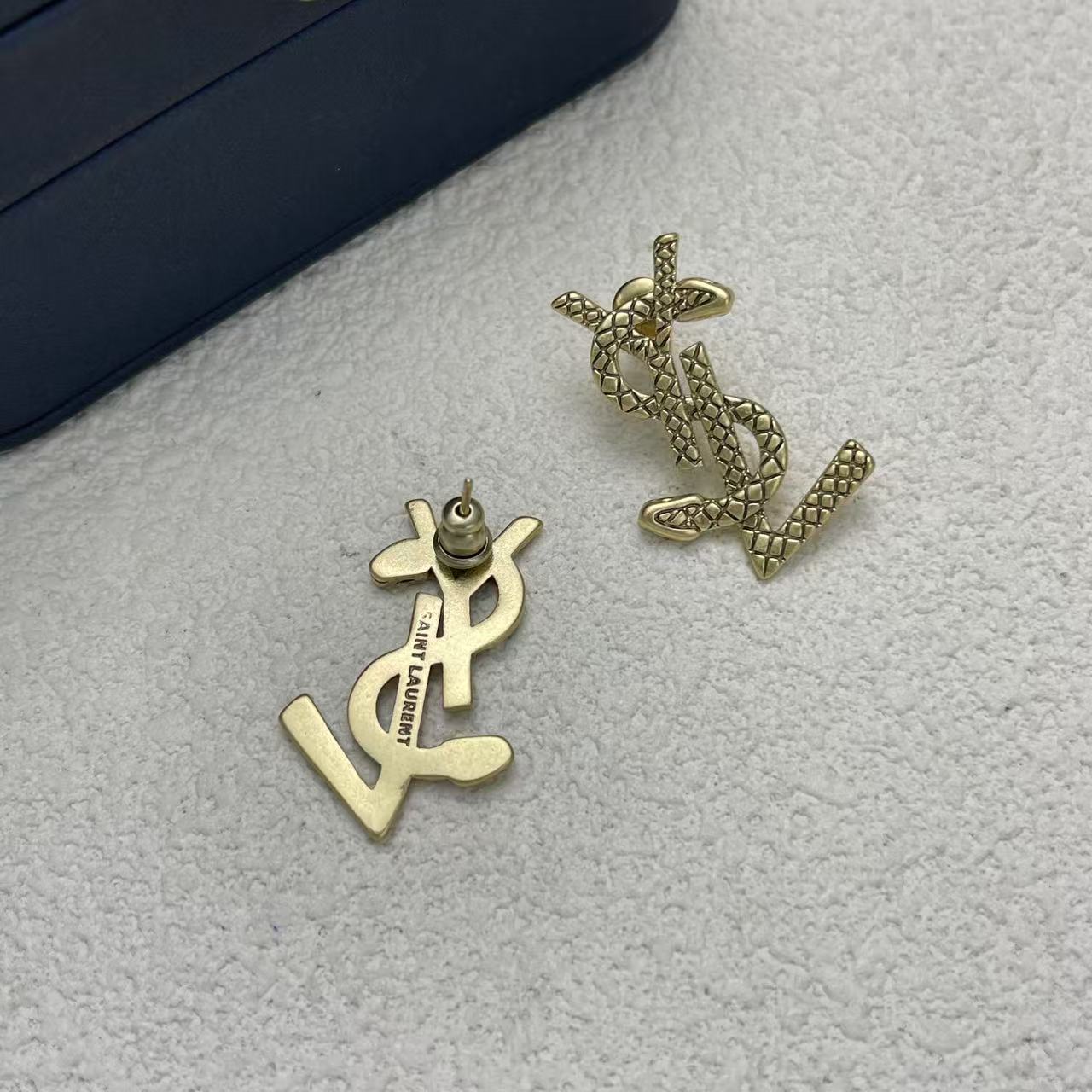 LuxluxHouse Low Price And High Quality Accessories YSL