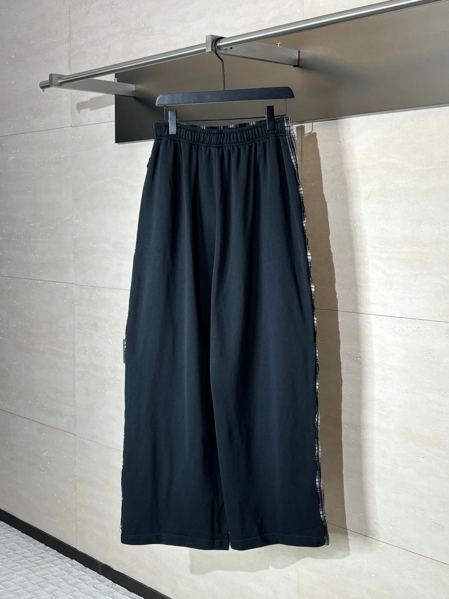 LuxluxHouse Best Quality Clothes Balenciaga Pants