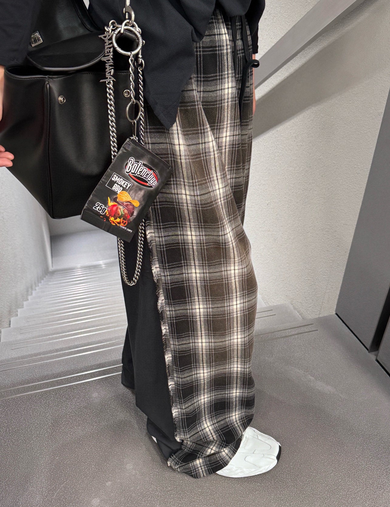LuxluxHouse Best Quality Clothes Balenciaga Pants