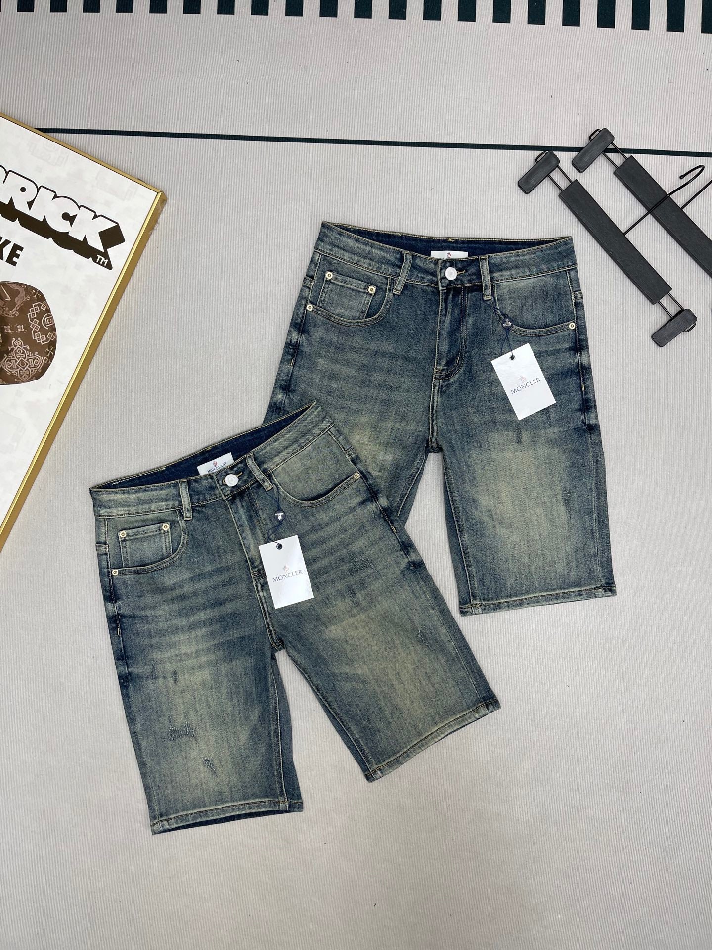 LuxluxHouse Best Quality Clothes Pants Moncler