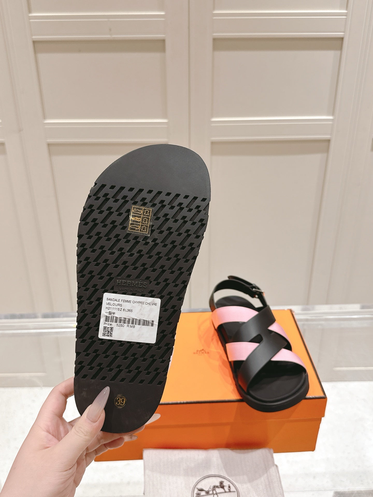 LuxluxHouse Best Quality Women Shoes Hermes