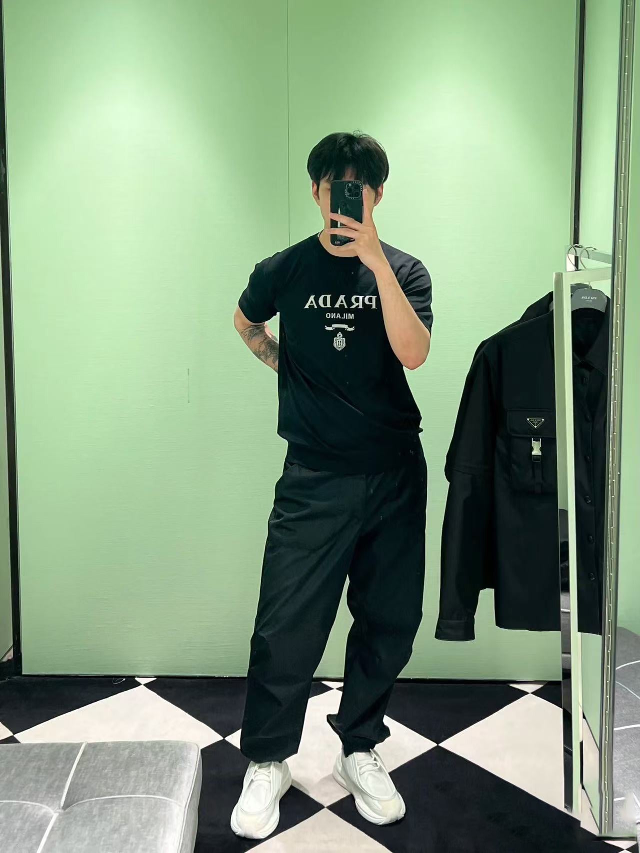 LuxluxHouse Best Quality Clothes T-shirt Prada