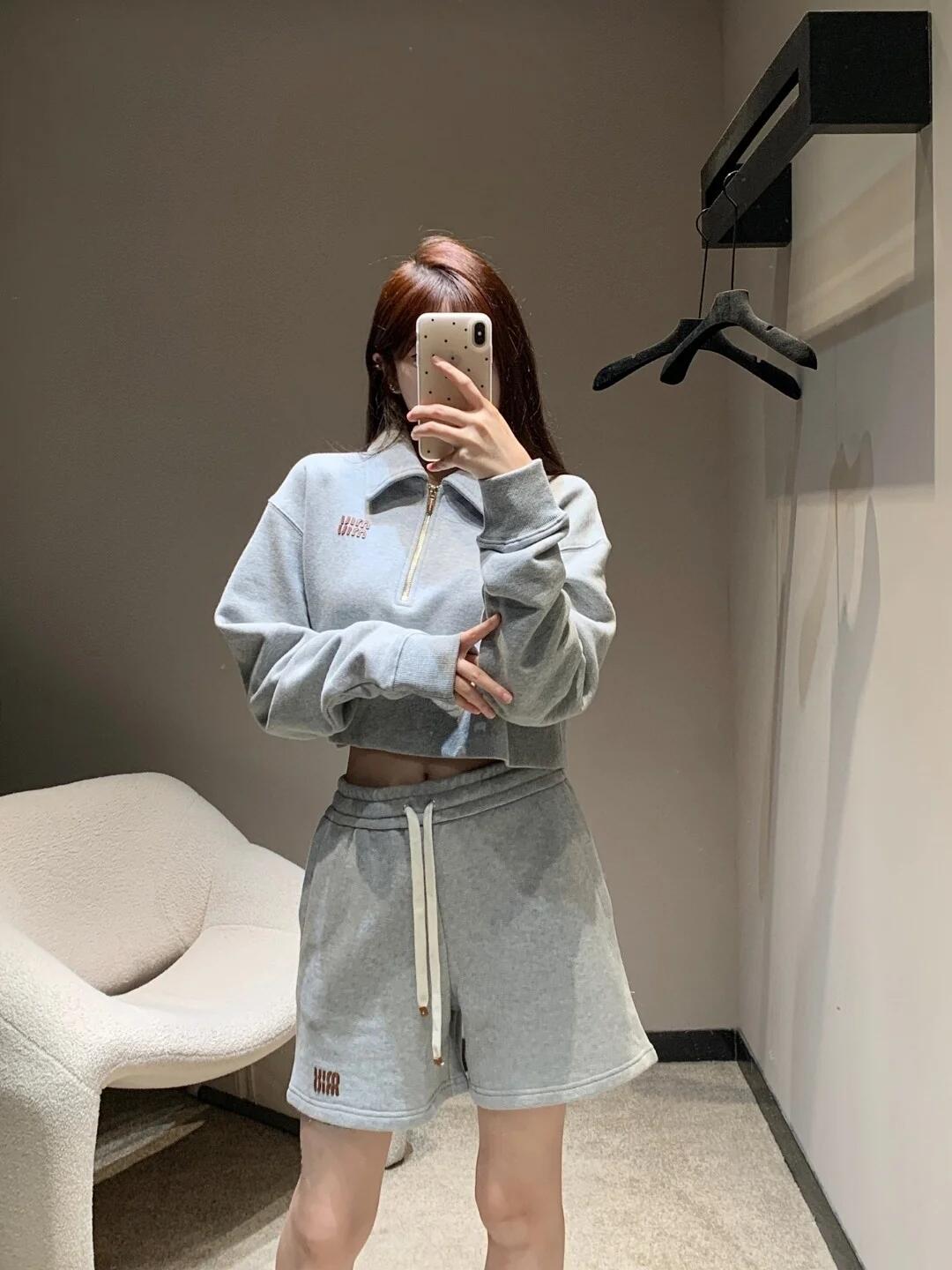 LuxluxHouse Best Quality Clothes Miu Miu Pants