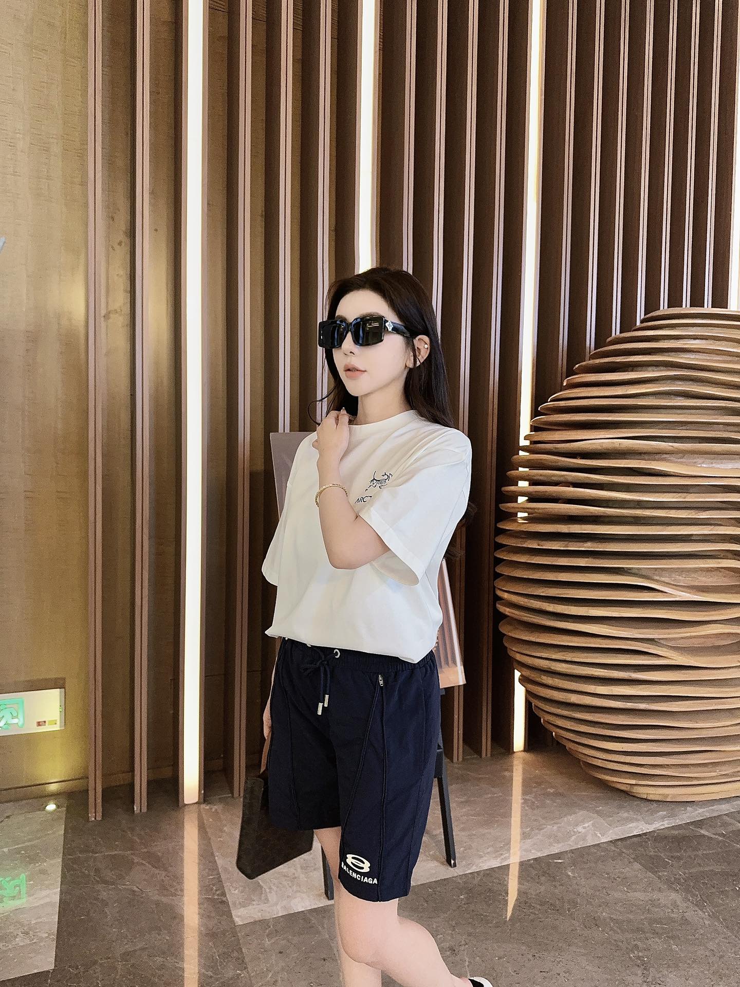 LuxluxHouse Best Quality Clothes Balenciaga Pants