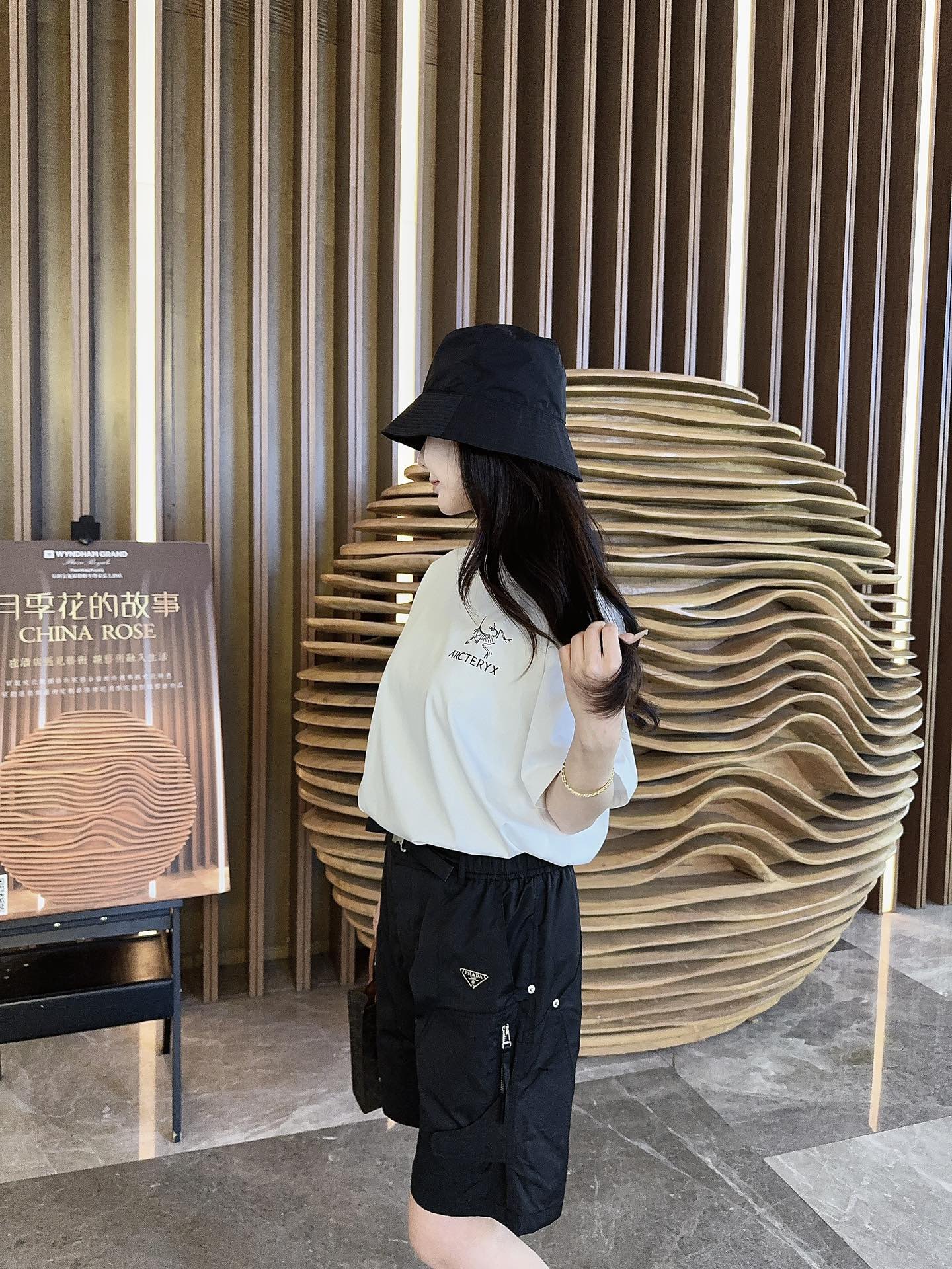 LuxluxHouse Best Quality Clothes Pants Prada