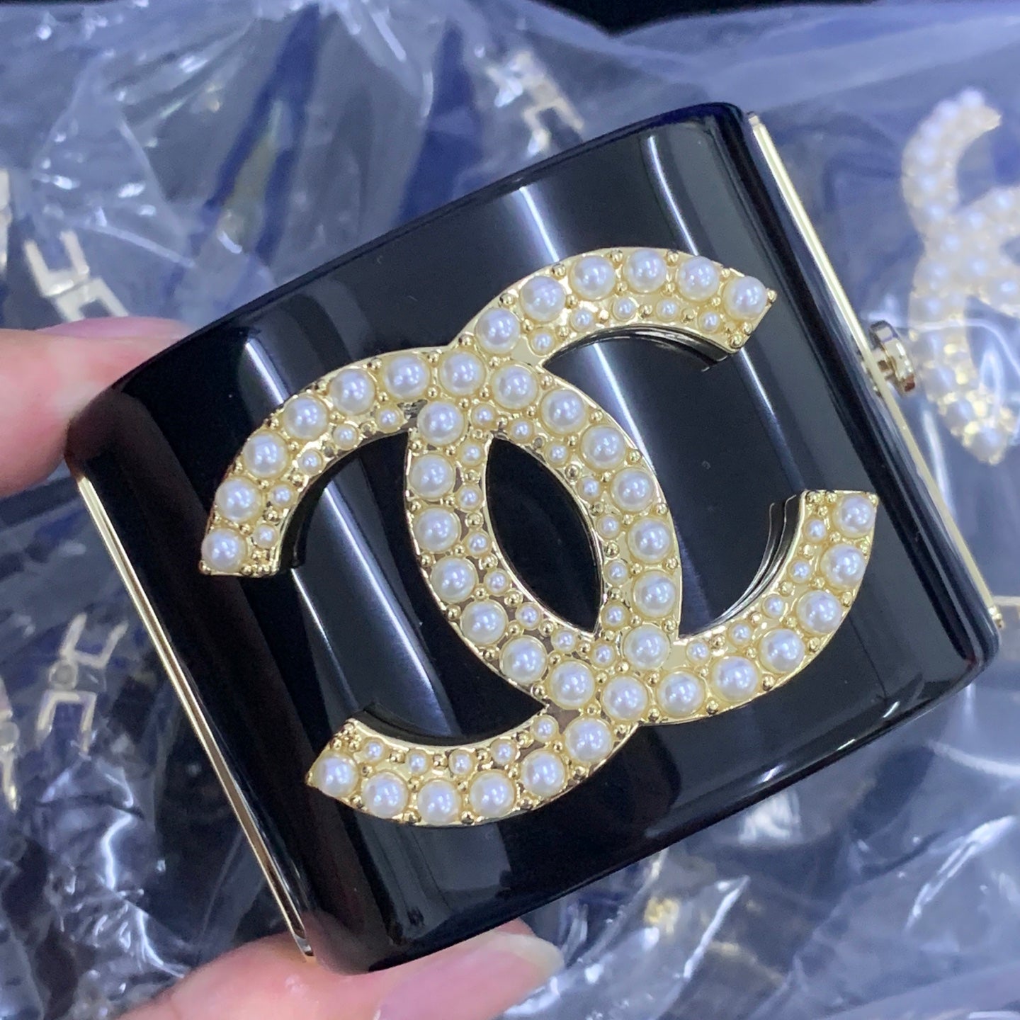 LuxluxHouse Low Price And High Quality Accessories Chanel