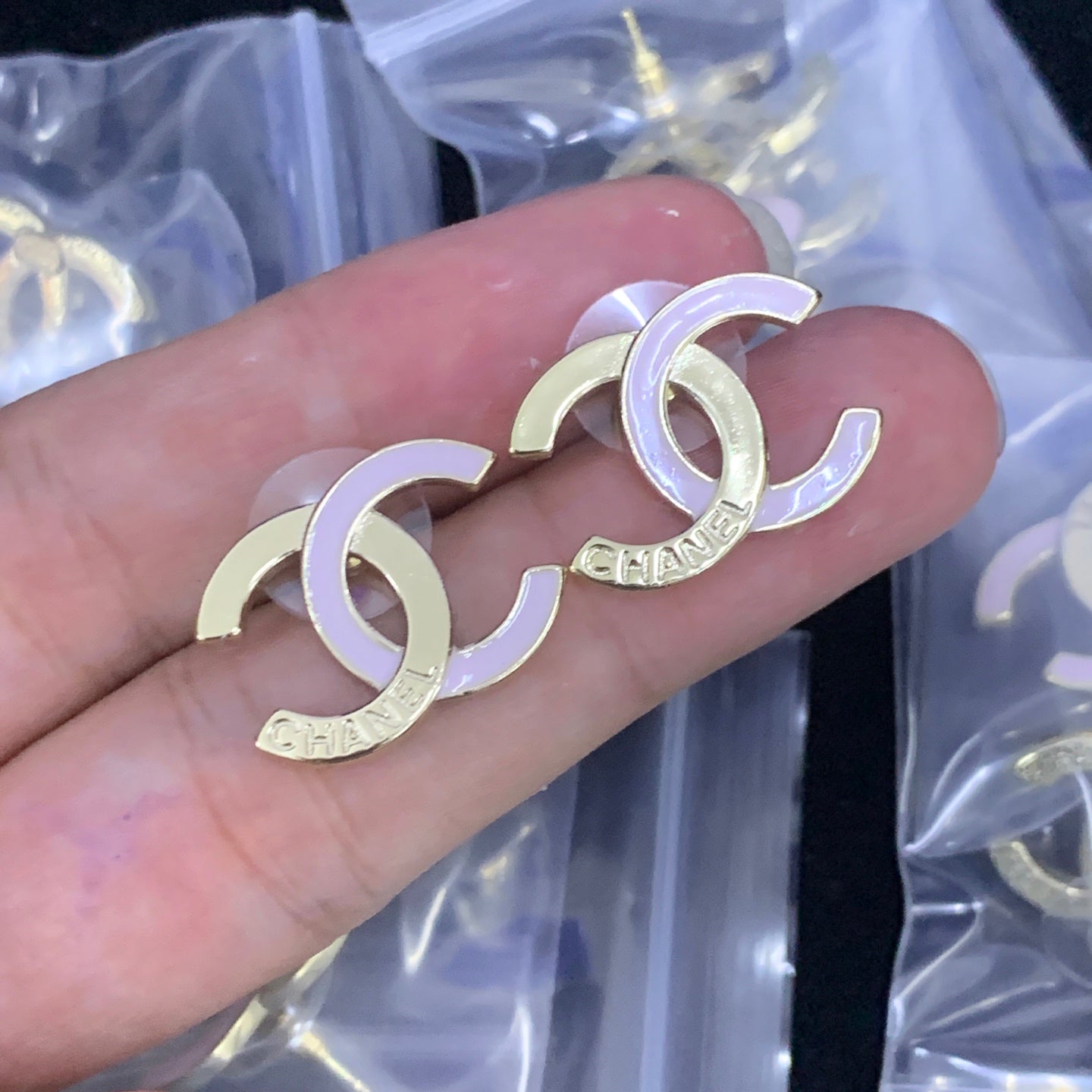 LuxluxHouse Low Price And High Quality Accessories Chanel