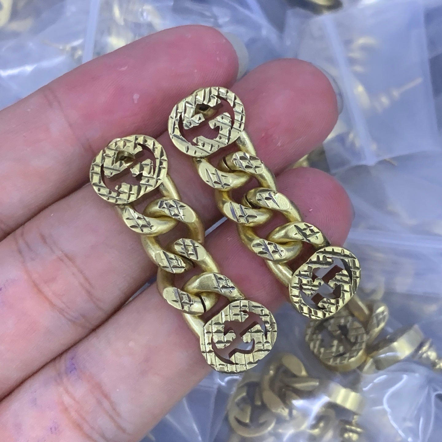 LuxluxHouse Low Price And High Quality Accessories Gucci
