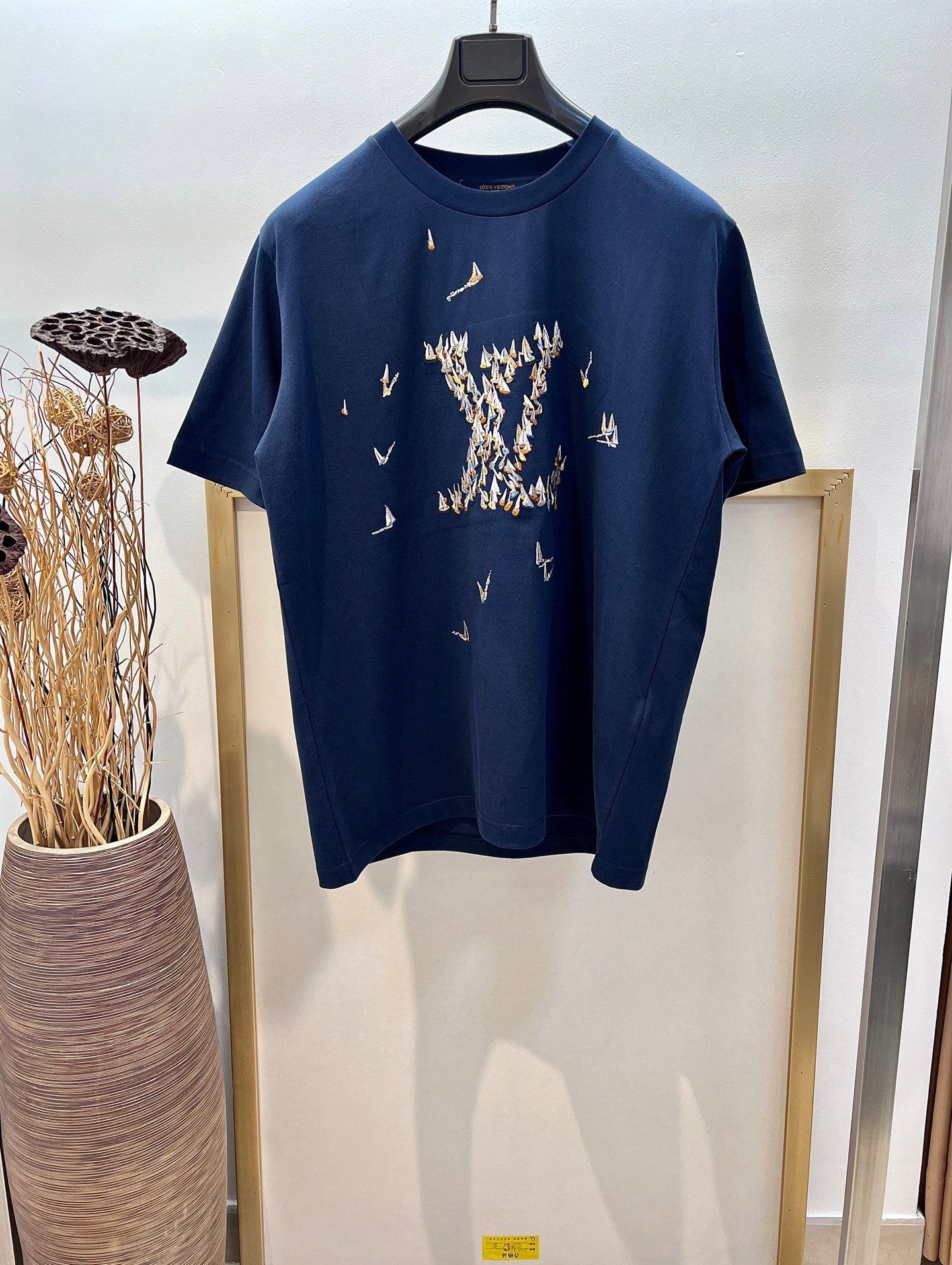LuxluxHouse Best Quality Clothes T-shirt Louis Vuitton