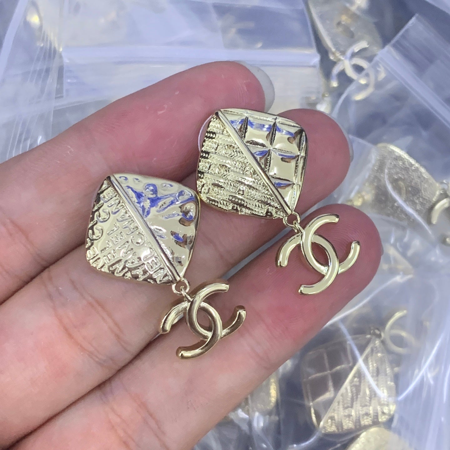 LuxluxHouse Low Price And High Quality Accessories Chanel