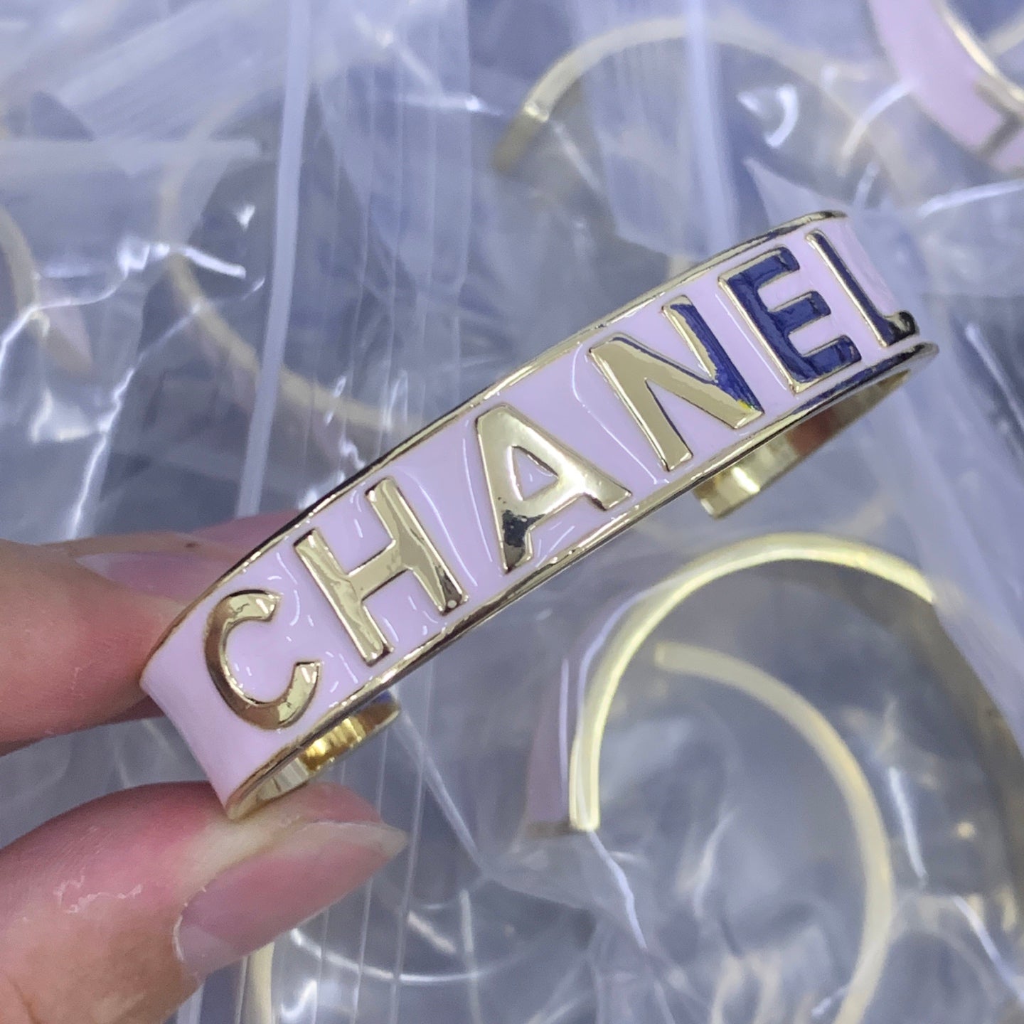 LuxluxHouse Low Price And High Quality Accessories Chanel