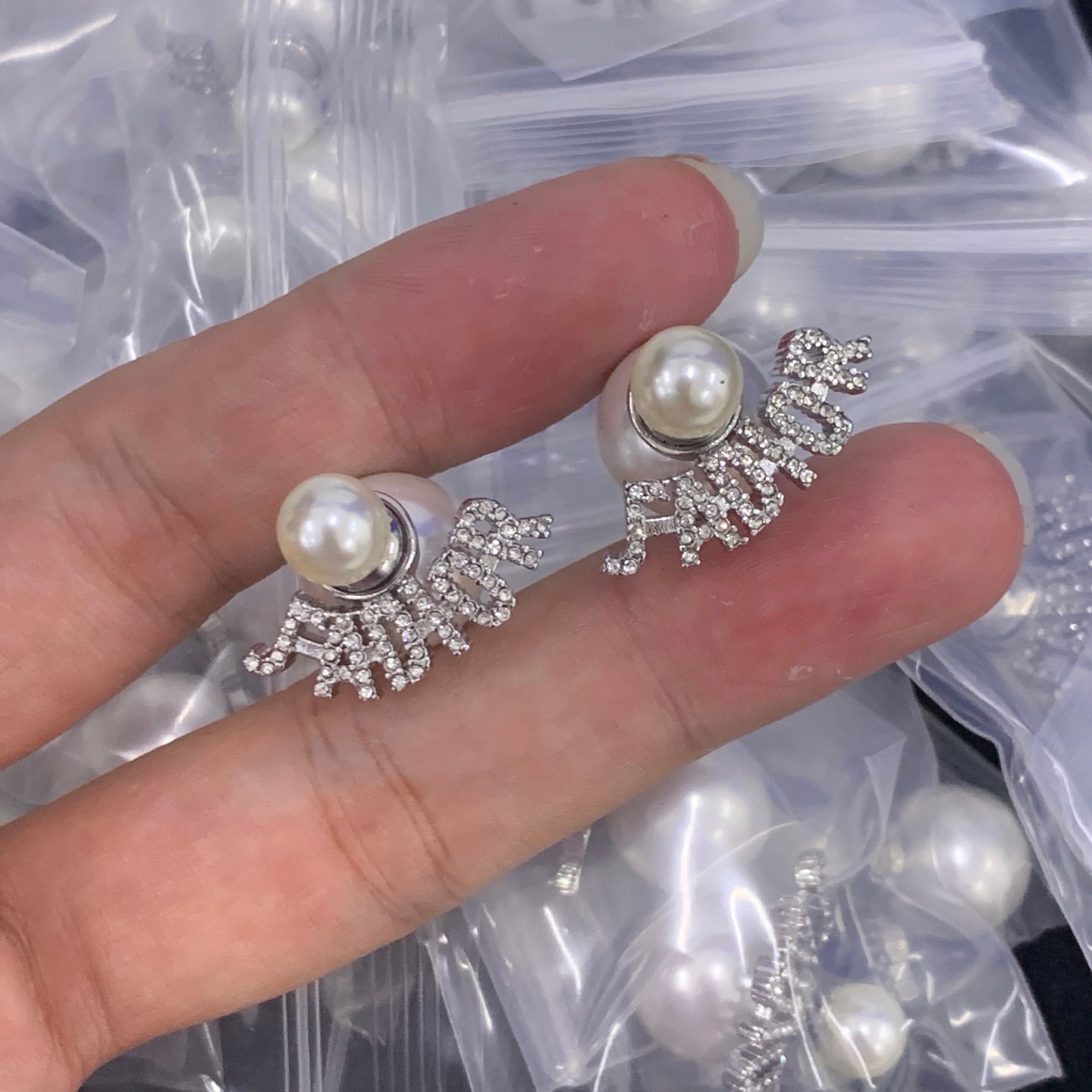 LuxluxHouse Low Price And High Quality Accessories Dior