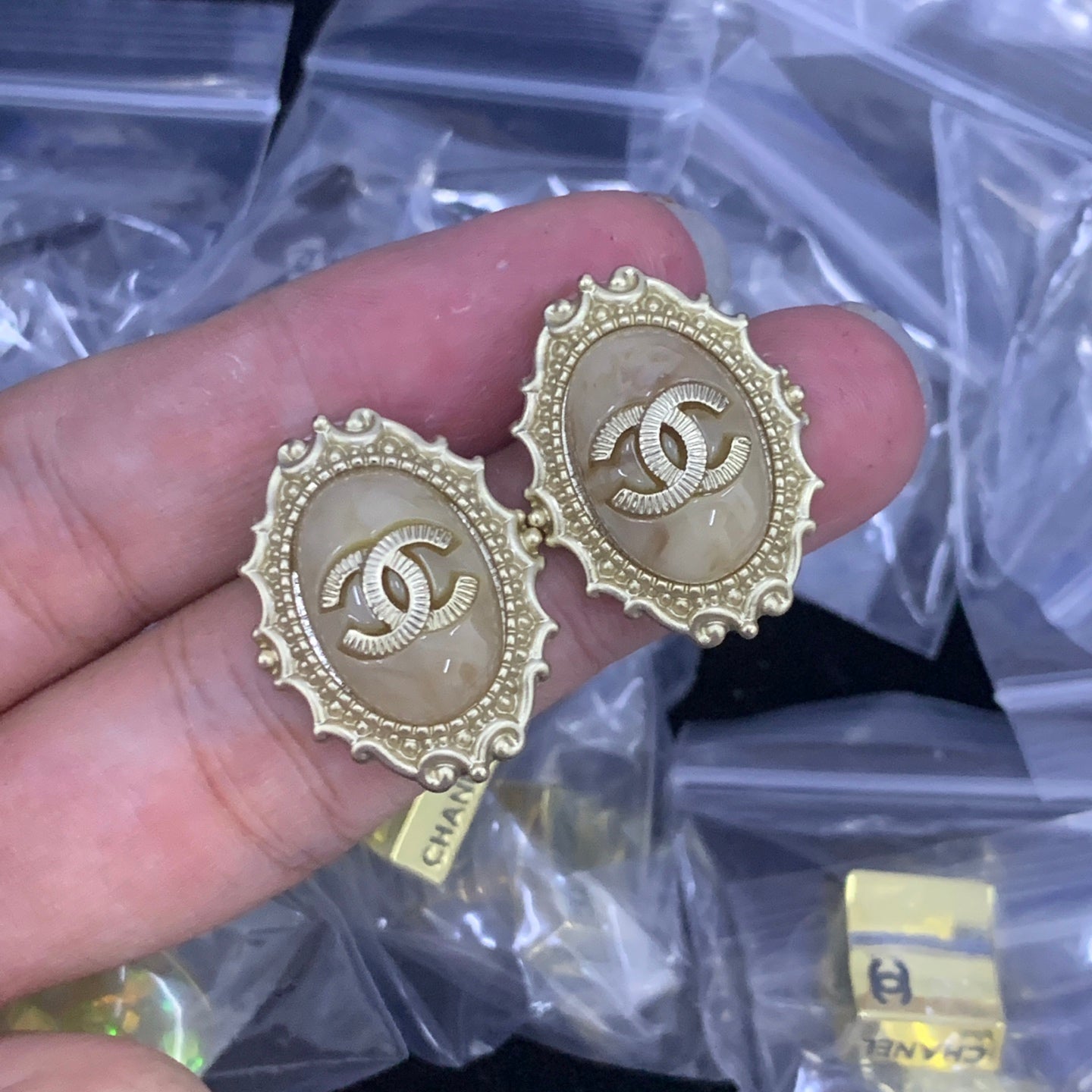LuxluxHouse Low Price And High Quality Accessories Chanel