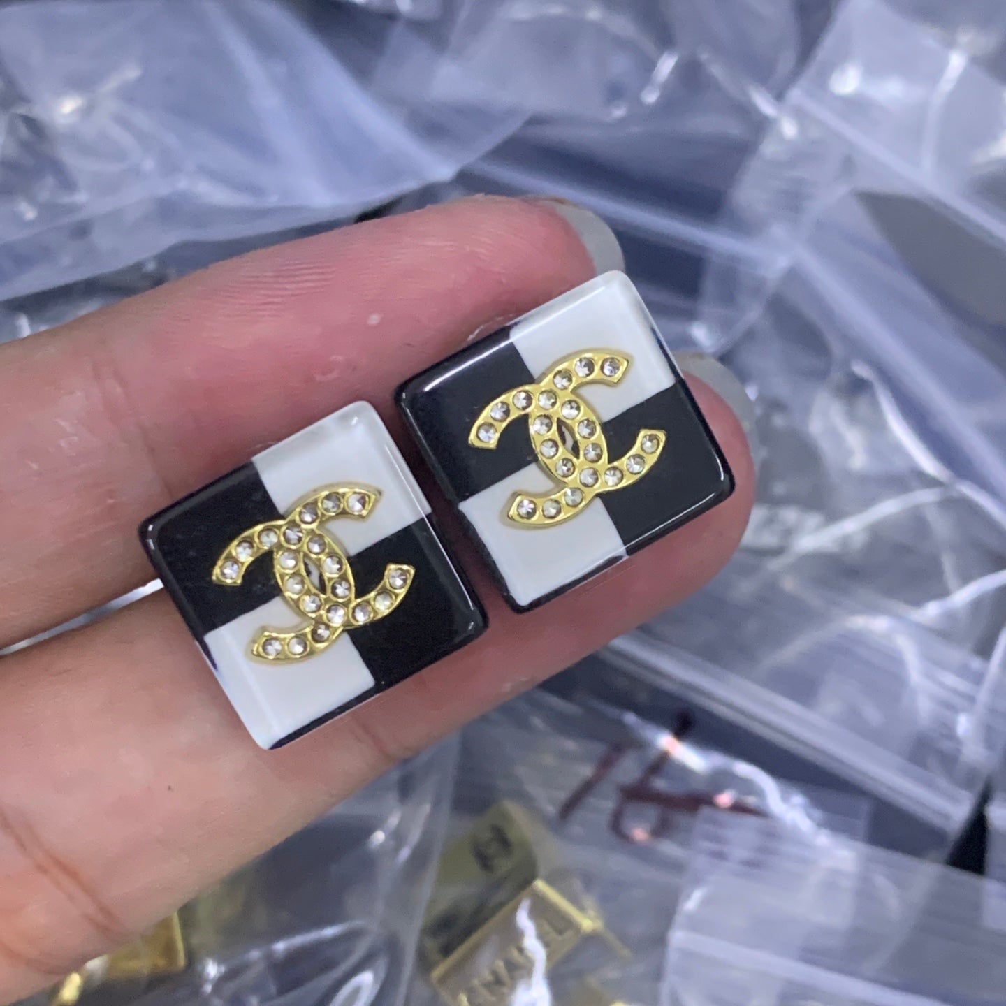 LuxluxHouse Low Price And High Quality Accessories Chanel