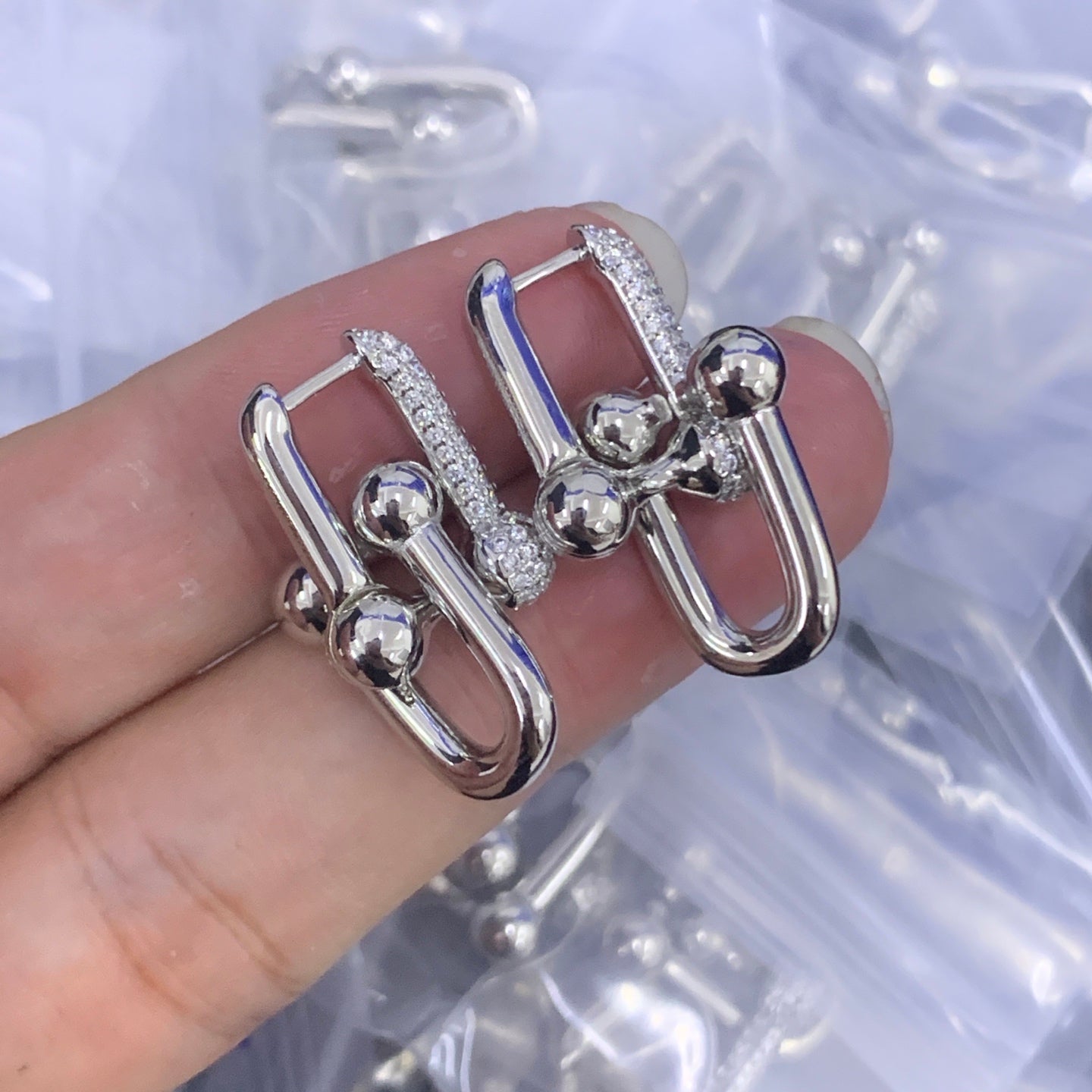 LuxluxHouse Low Price And High Quality Accessories Tiffany