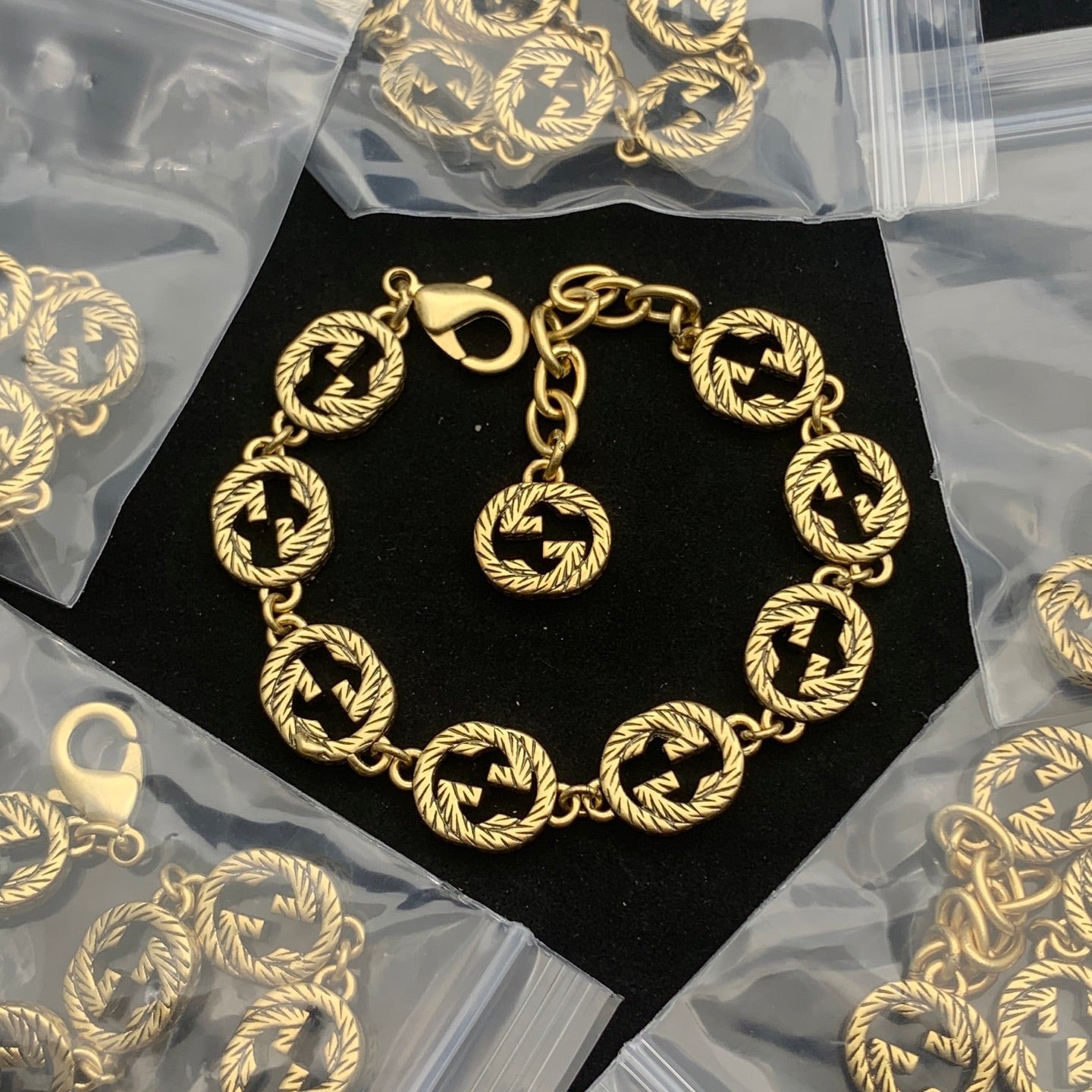 LuxluxHouse Low Price And High Quality Accessories Gucci