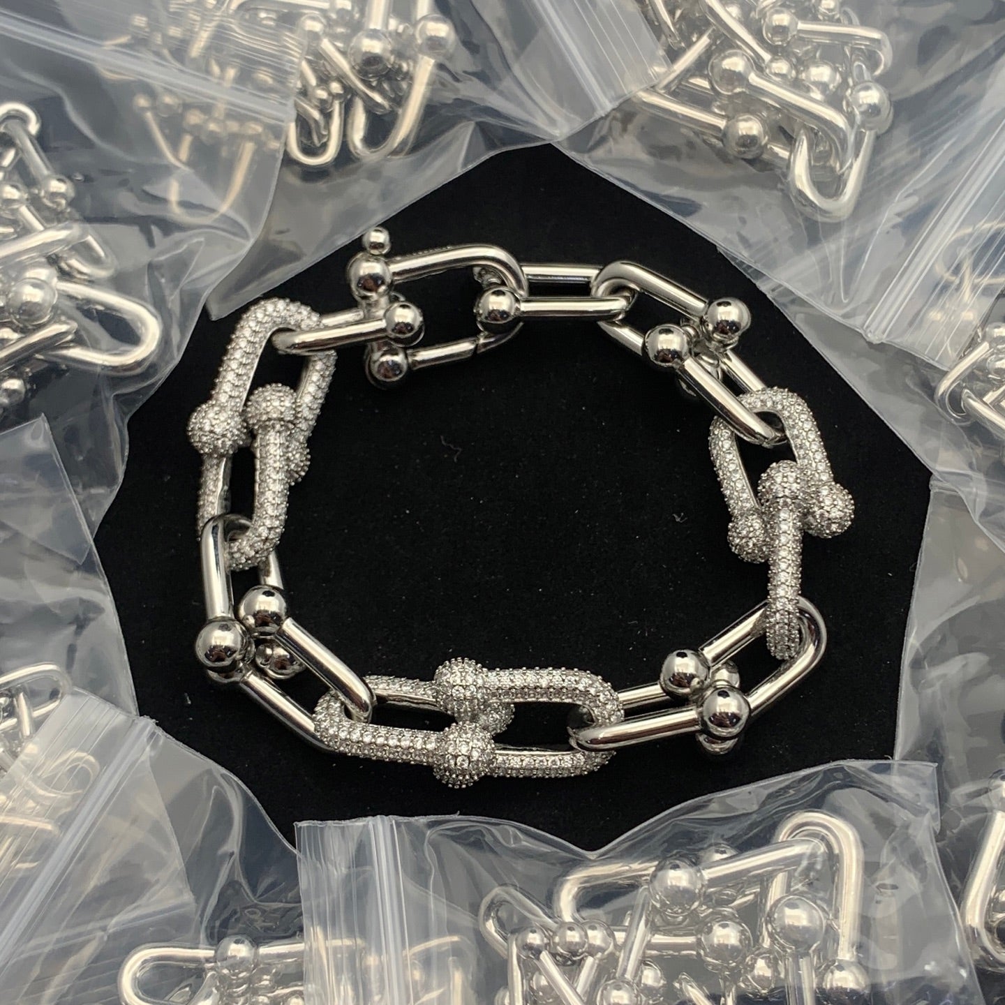 LuxluxHouse Low Price And High Quality Accessories Tiffany