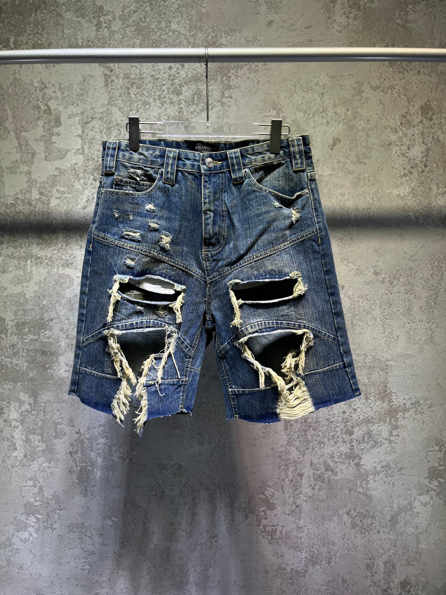 LuxluxHouse Best Quality Clothes Balenciaga Pants