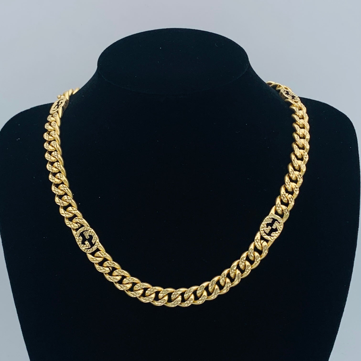 LuxluxHouse Low Price And High Quality Accessories Gucci