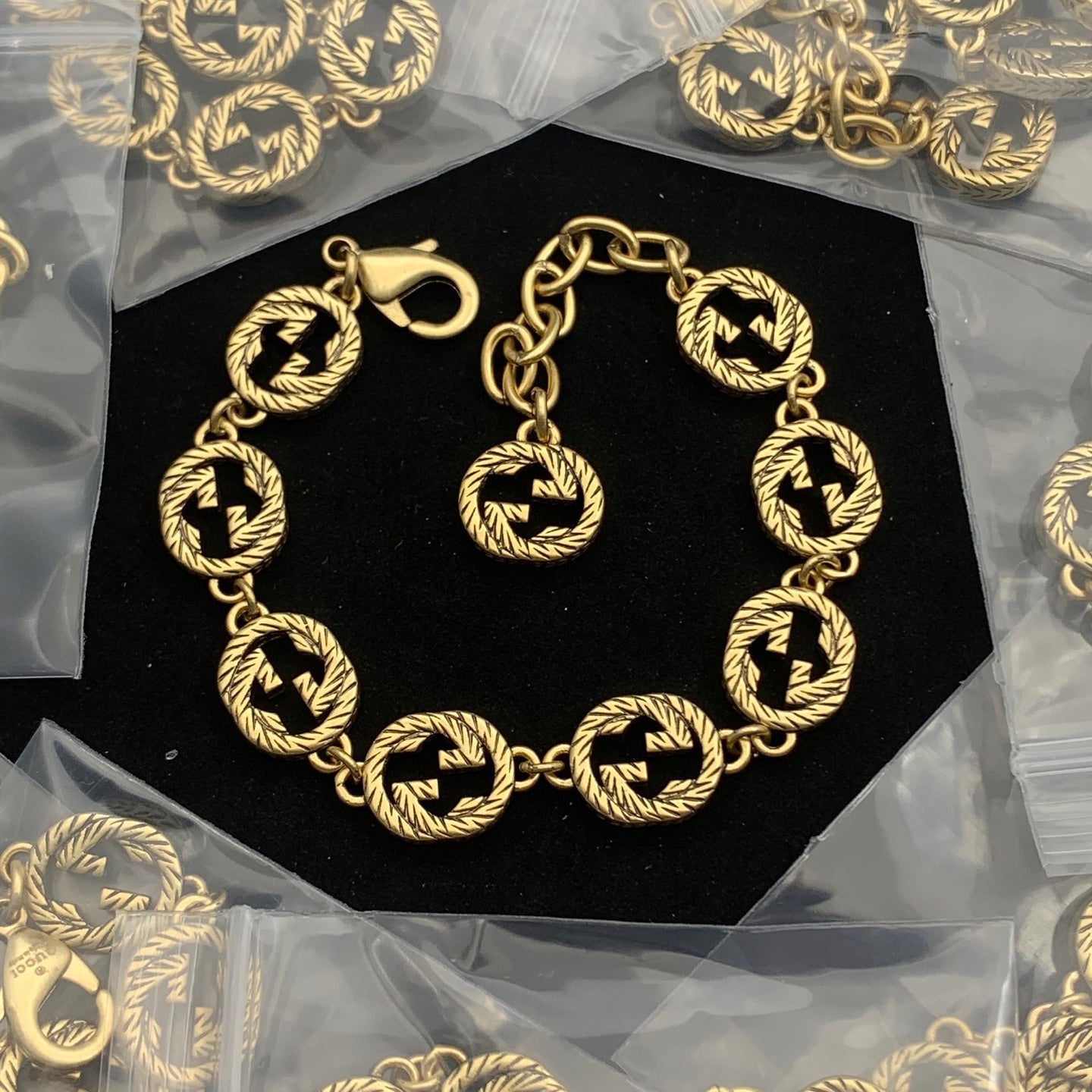 LuxluxHouse Low Price And High Quality Accessories Gucci