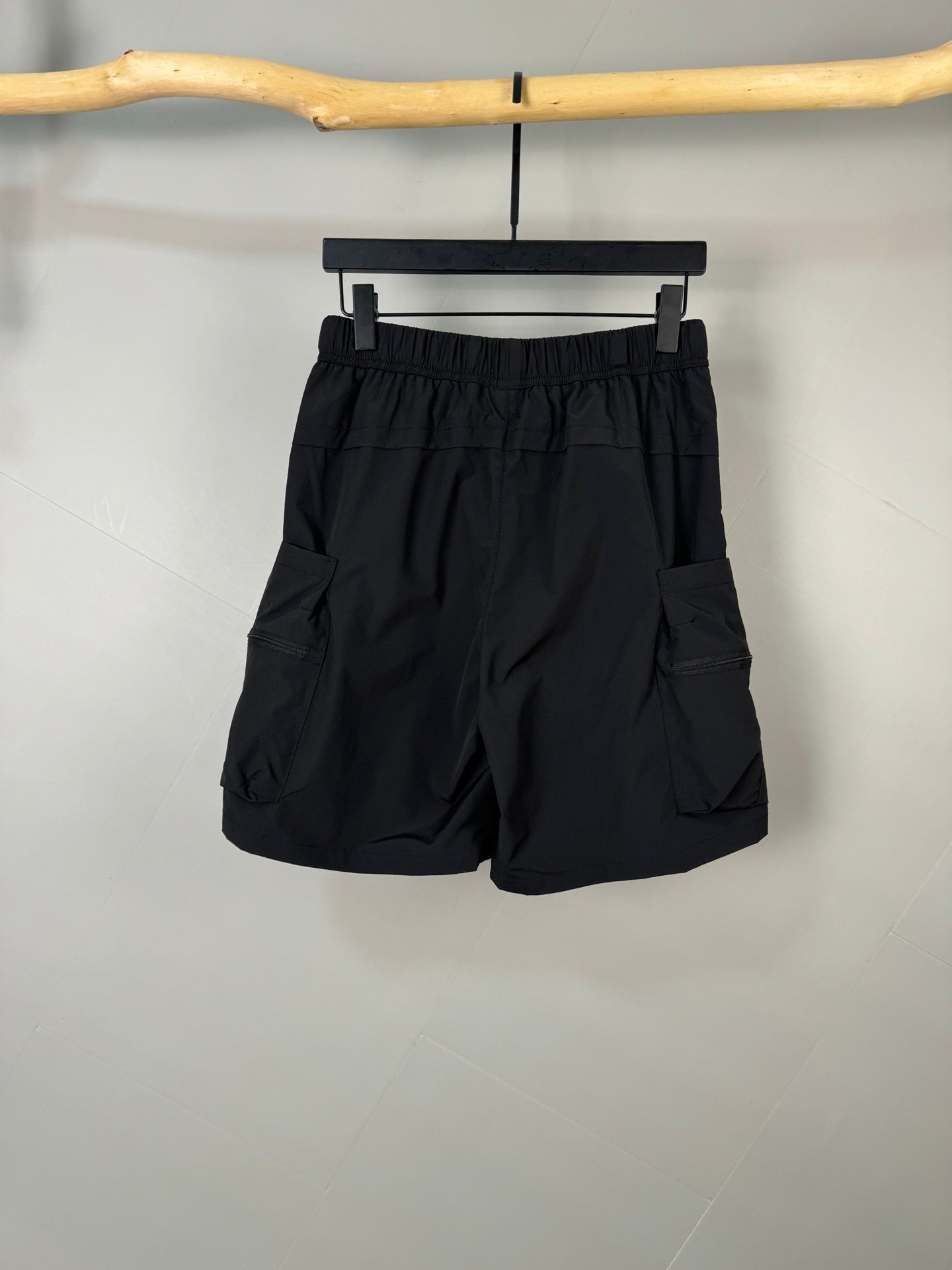 LuxluxHouse Best Quality Clothes Pants Prada