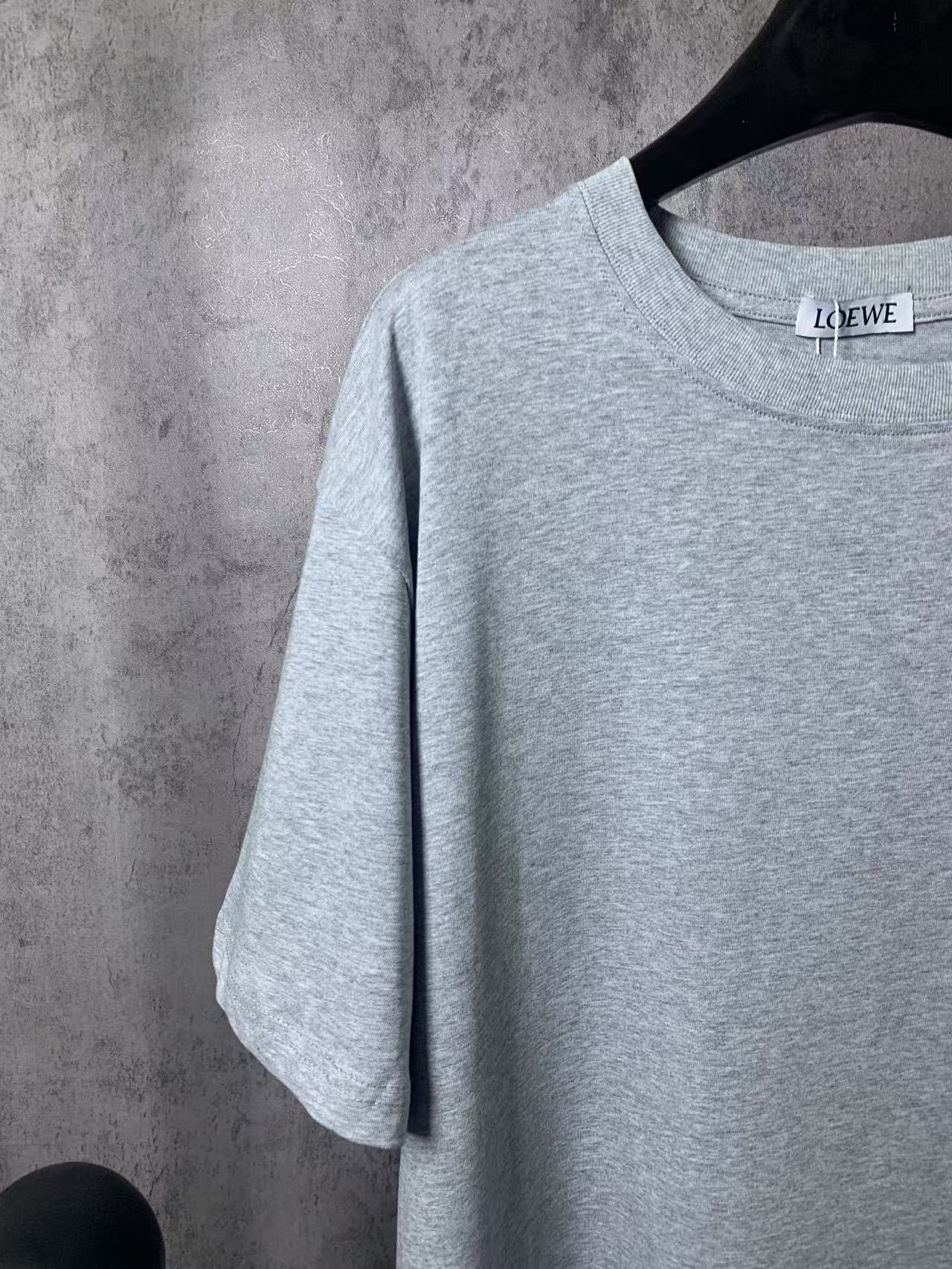 LuxluxHouse Best Quality Clothes T-shirt Loewe