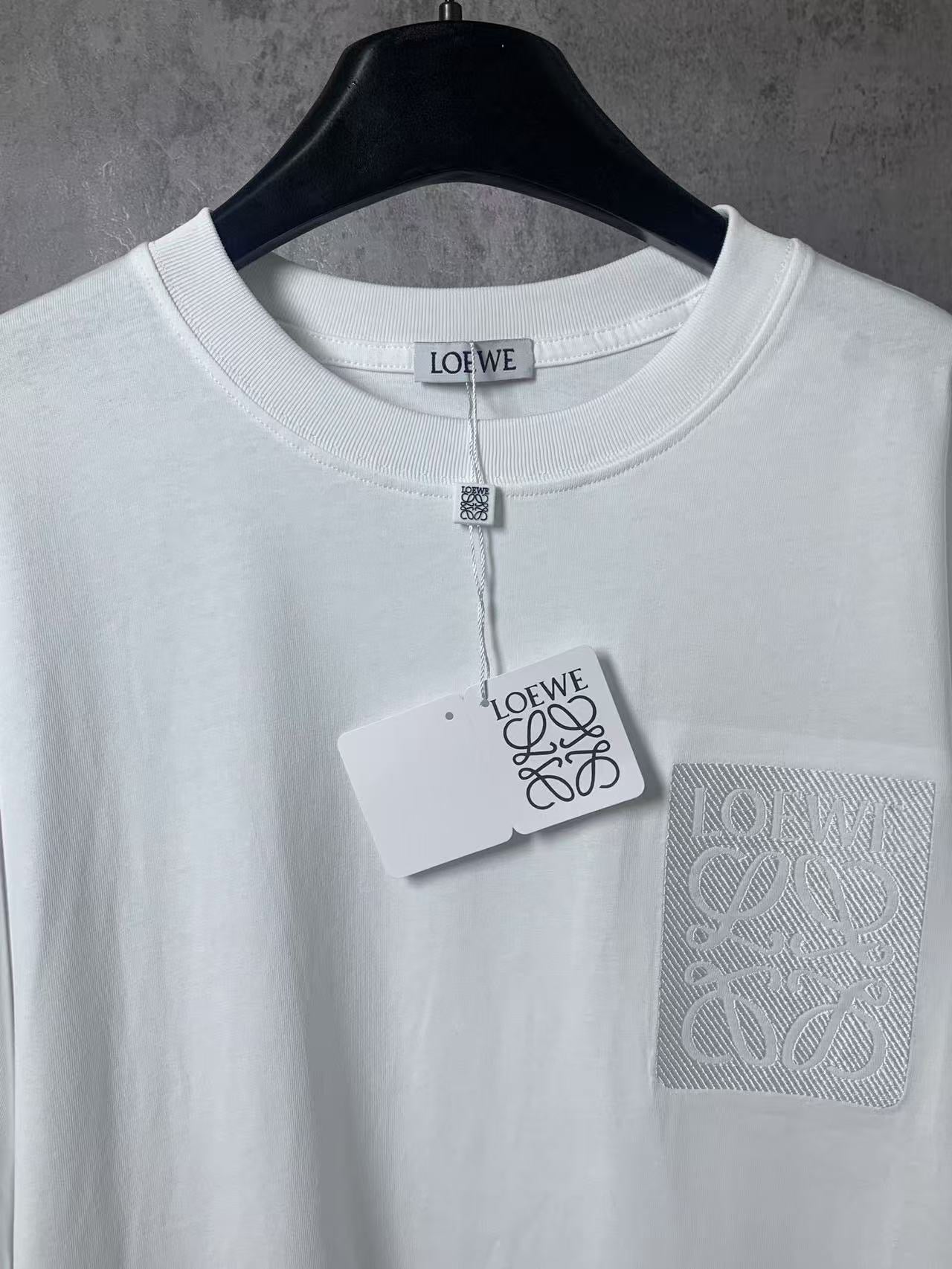 LuxluxHouse Best Quality Clothes T-shirt Loewe