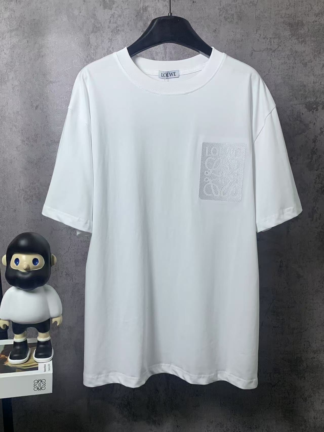 LuxluxHouse Best Quality Clothes T-shirt Loewe